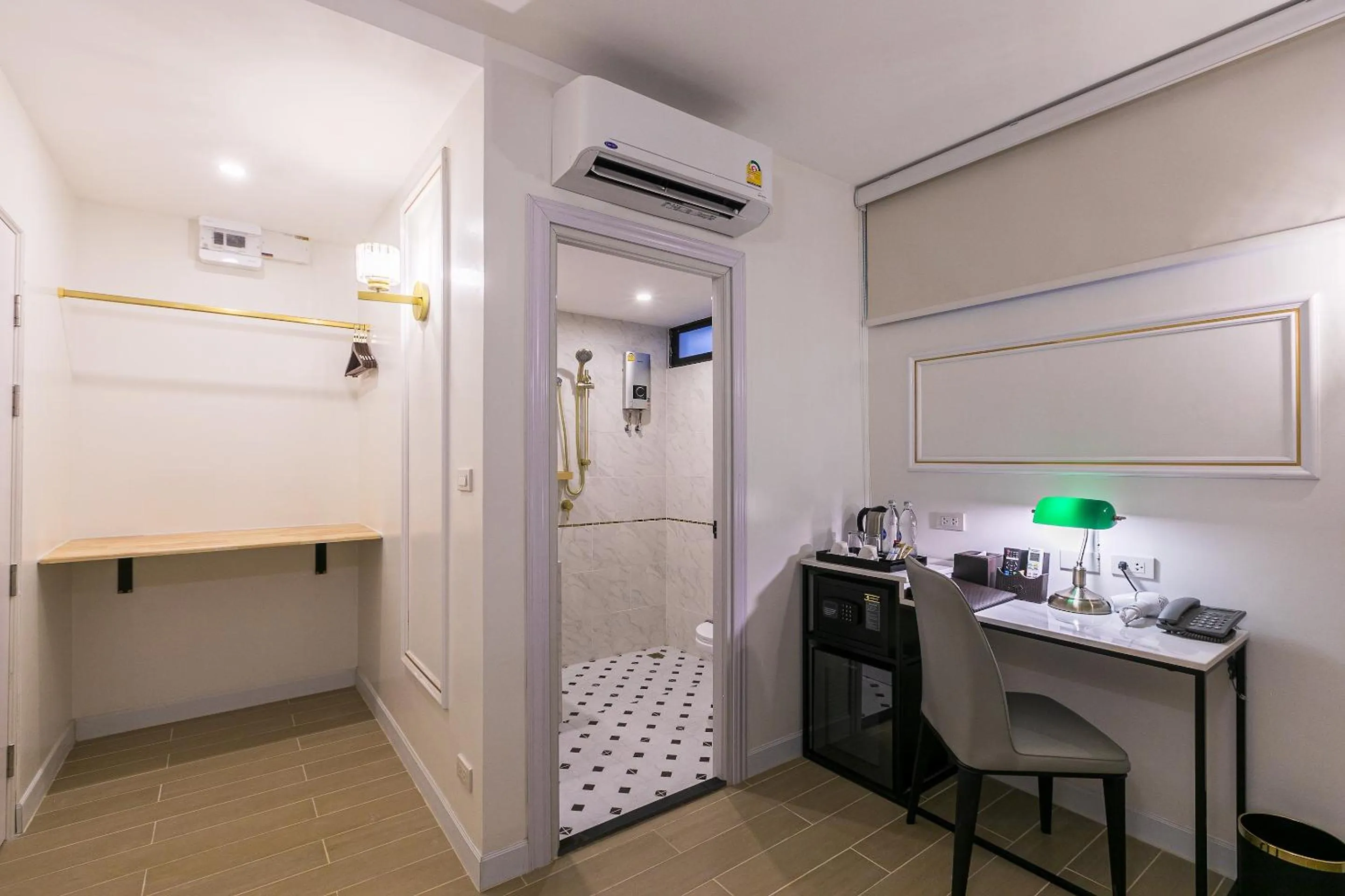 oven in Rose Apple Hotel