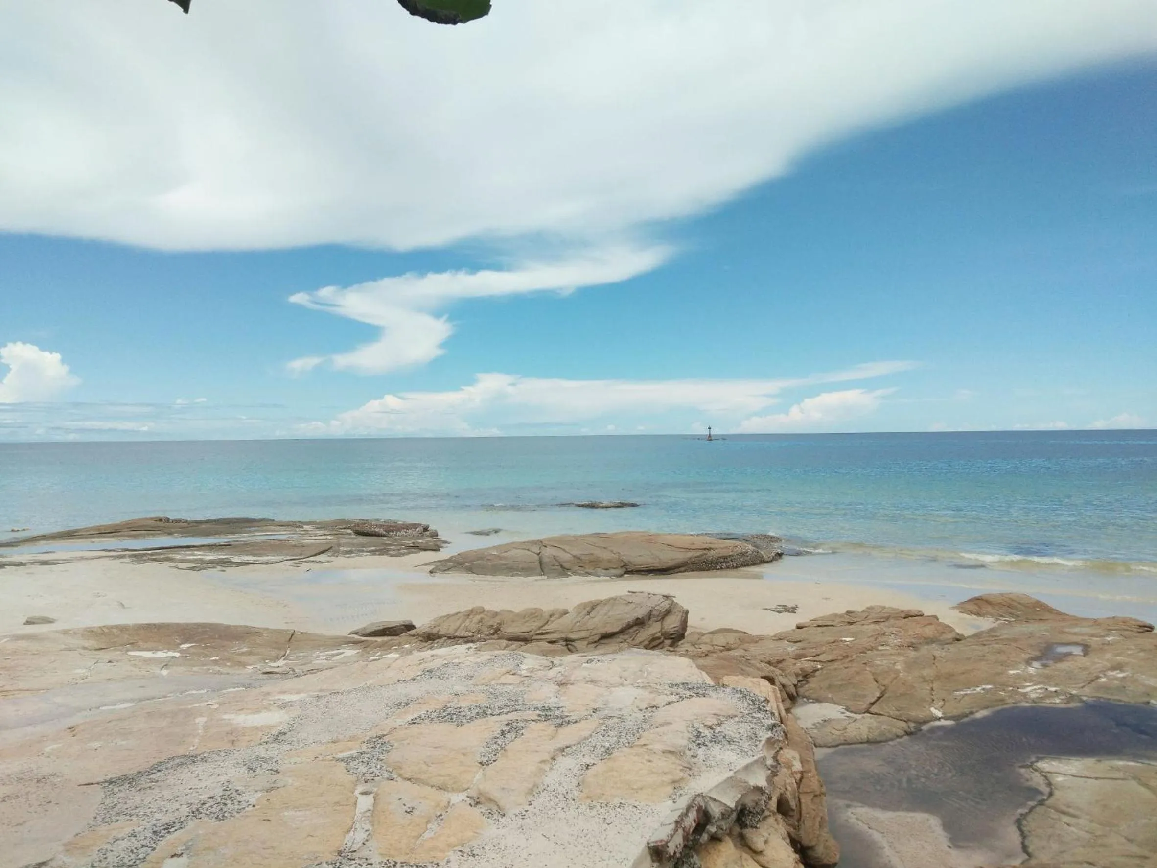 Beach in Green Bay Samed Resort