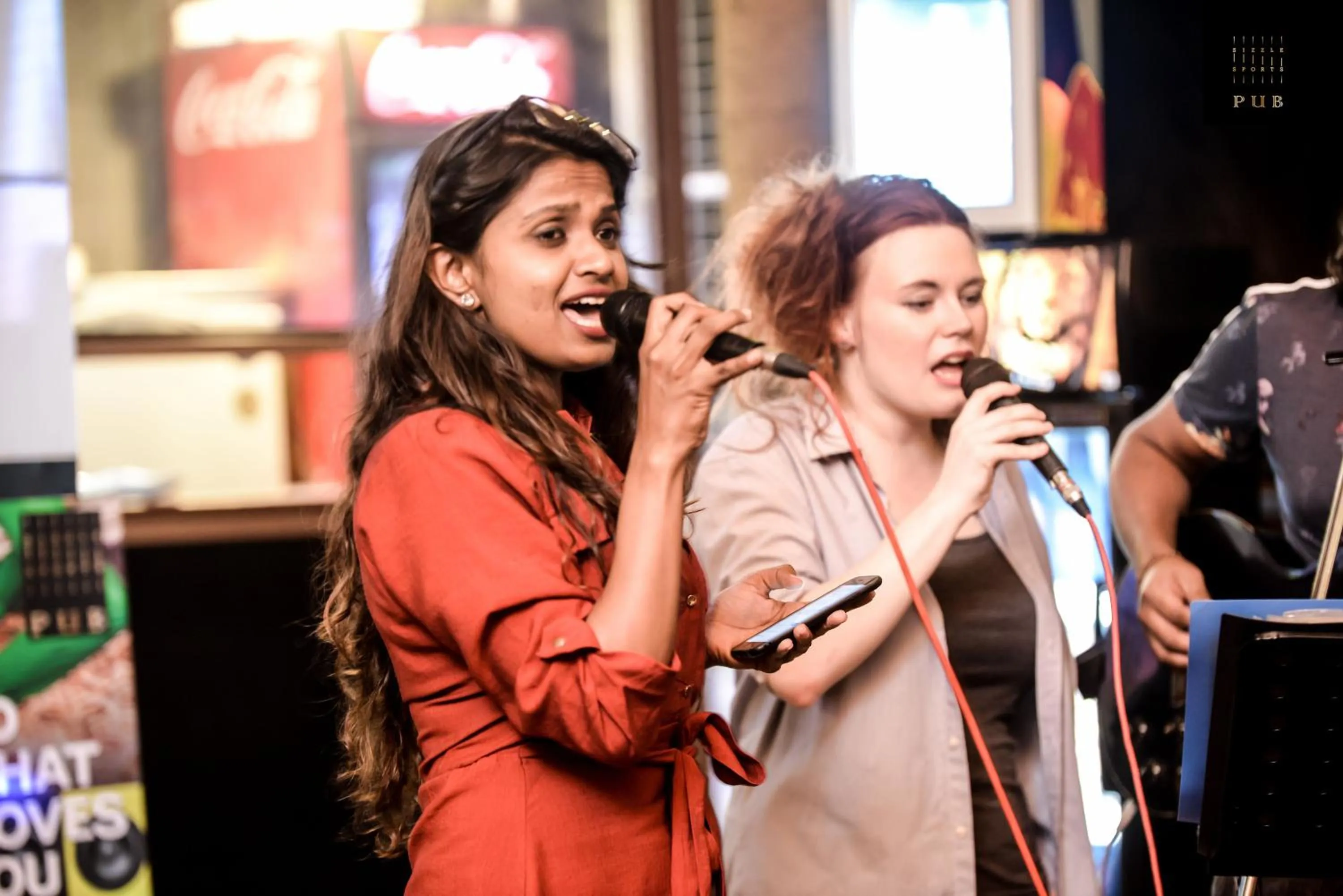 Karaoke in Sizzle Sports Club
