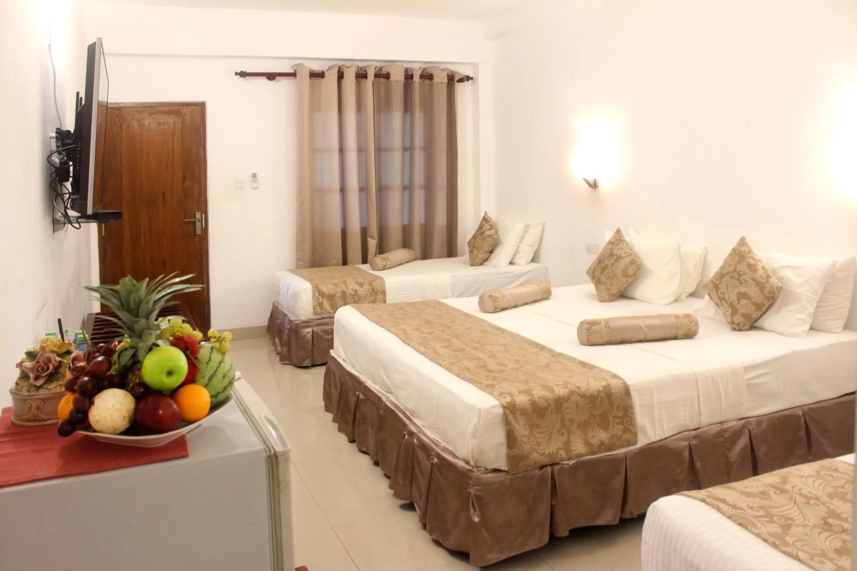 Photo of the whole room, Bed in Sizzle Sports Club