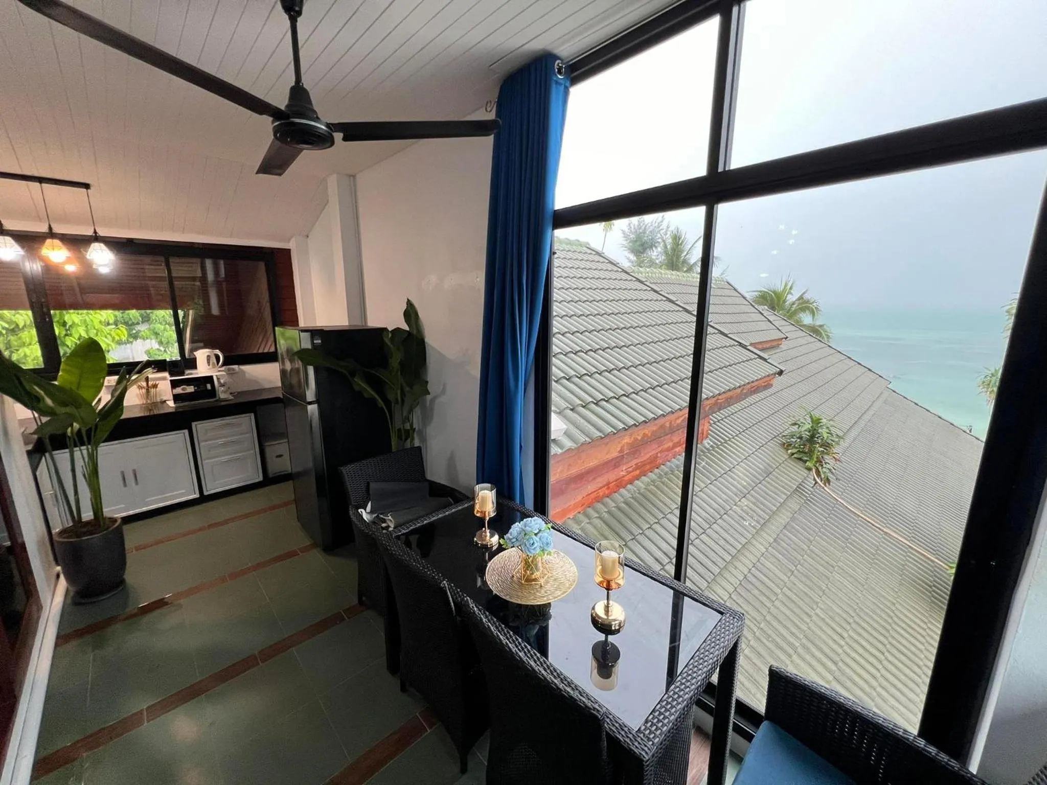 Kitchen or kitchenette in Amara Beach Resort Koh Phangan