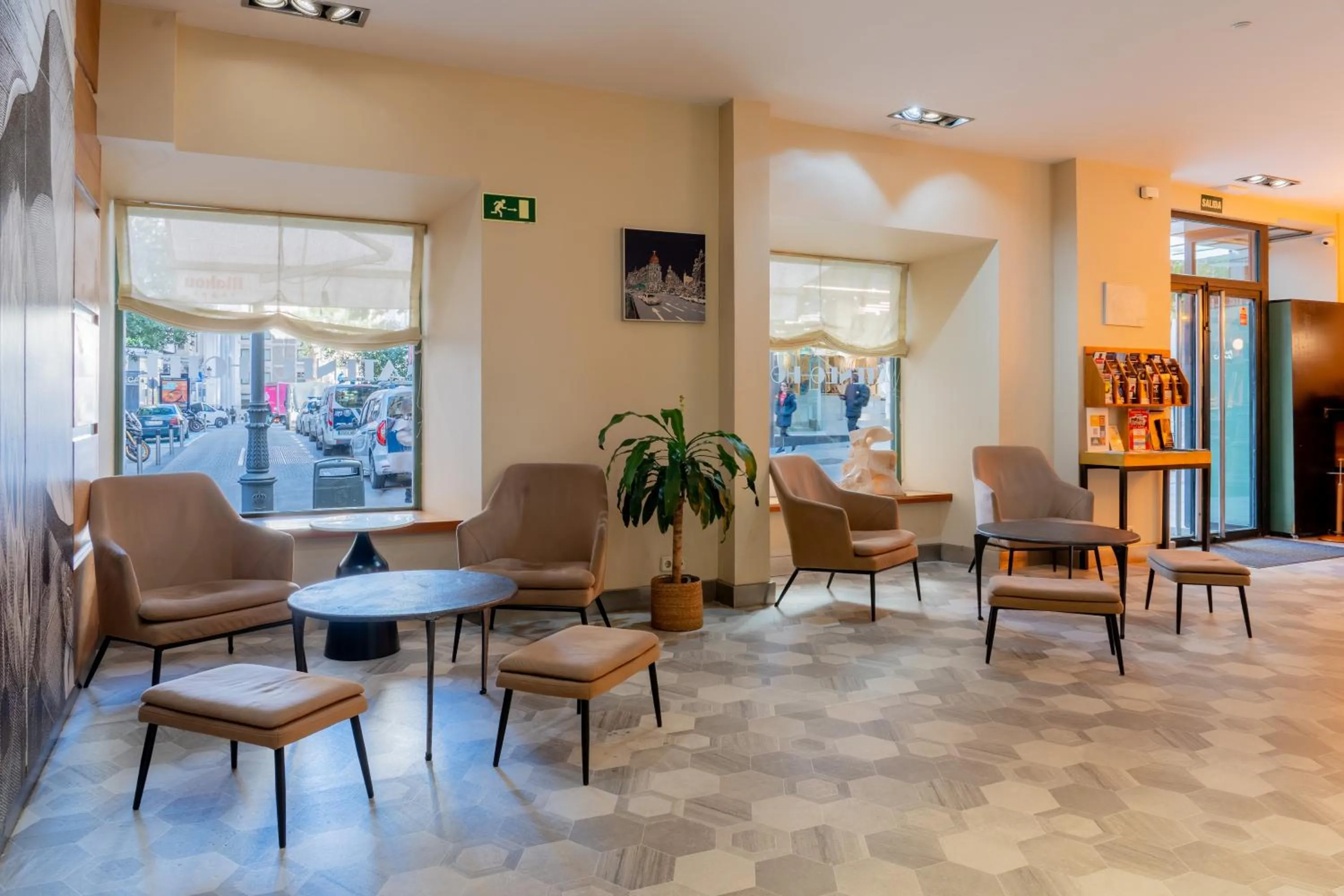 Lobby or reception in Ateneo Puerta del Sol