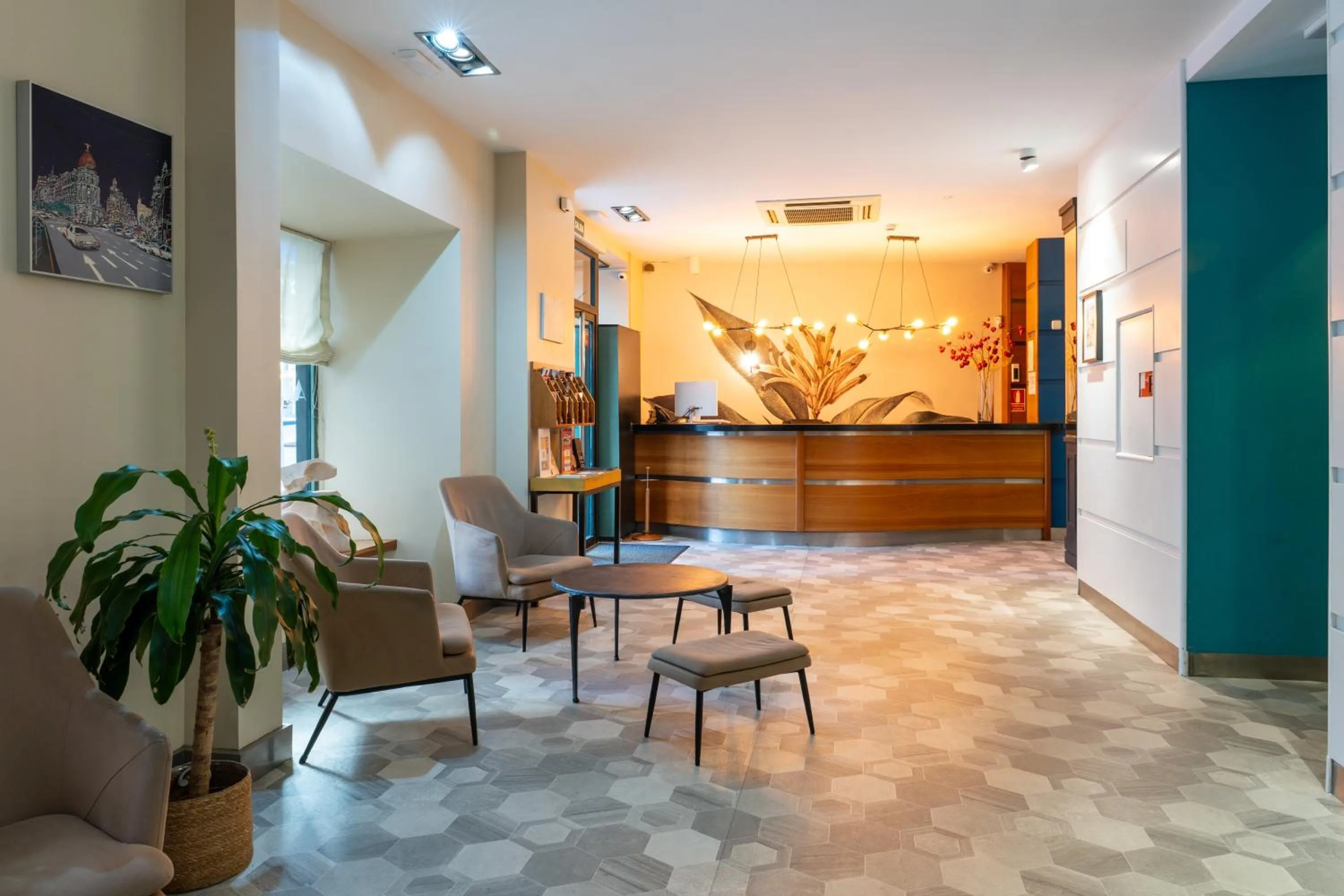 Lobby or reception in Ateneo Puerta del Sol