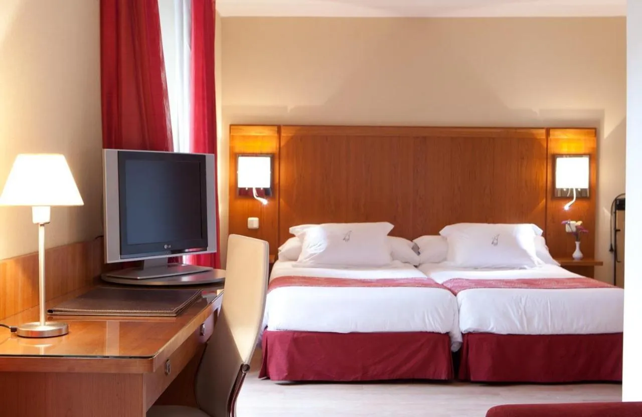 Bed in Ateneo Puerta del Sol