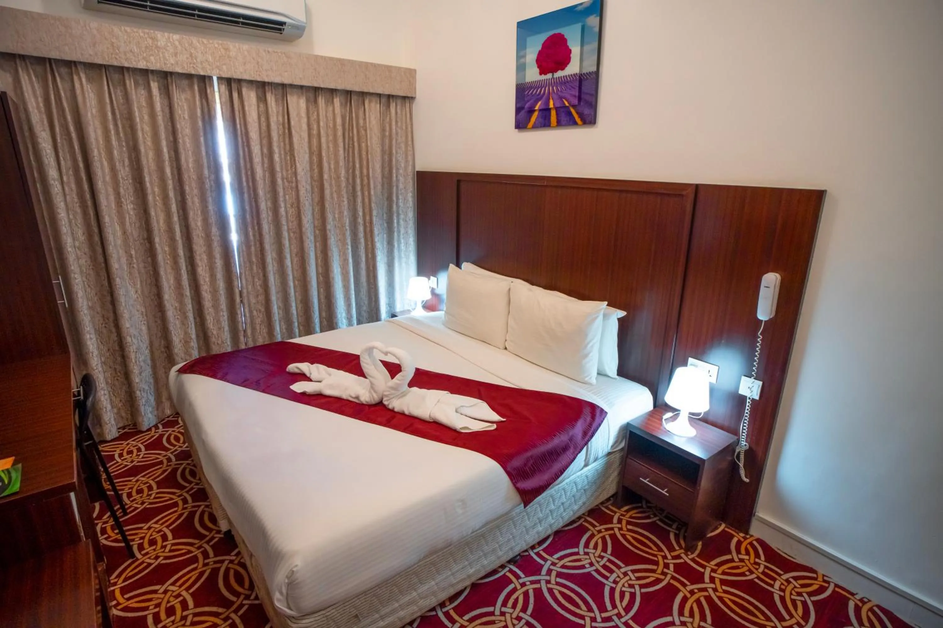 Bedroom, Bed in AL KARNAK HOTEL - BRANCH