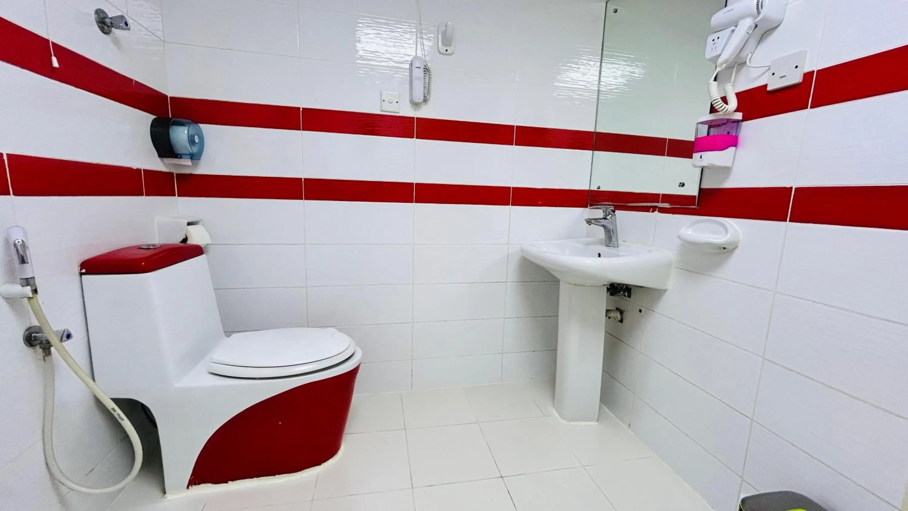 Bathroom in AL KARNAK HOTEL - BRANCH