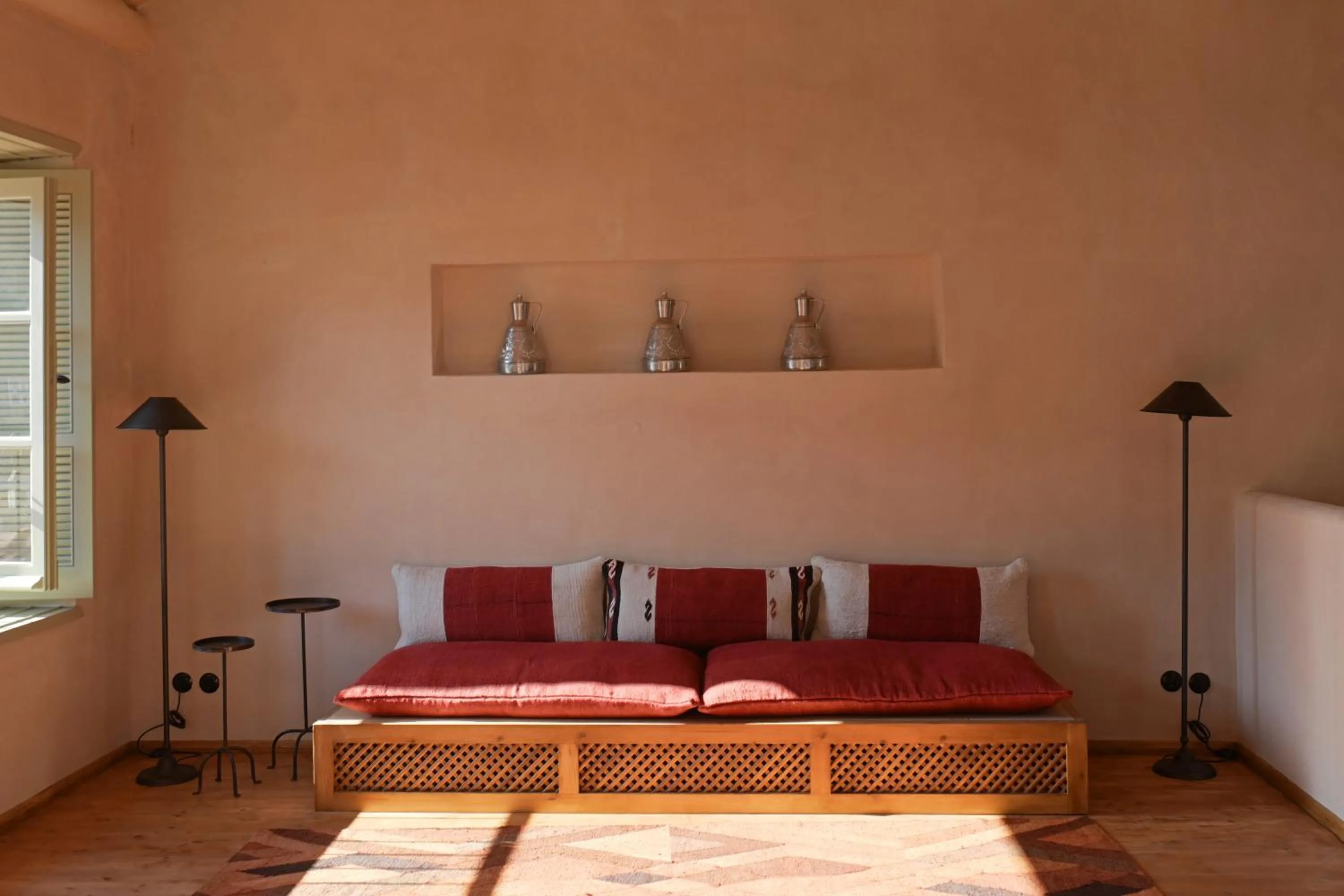 Seating area, Bed in Casa Mediterraneo Hotel