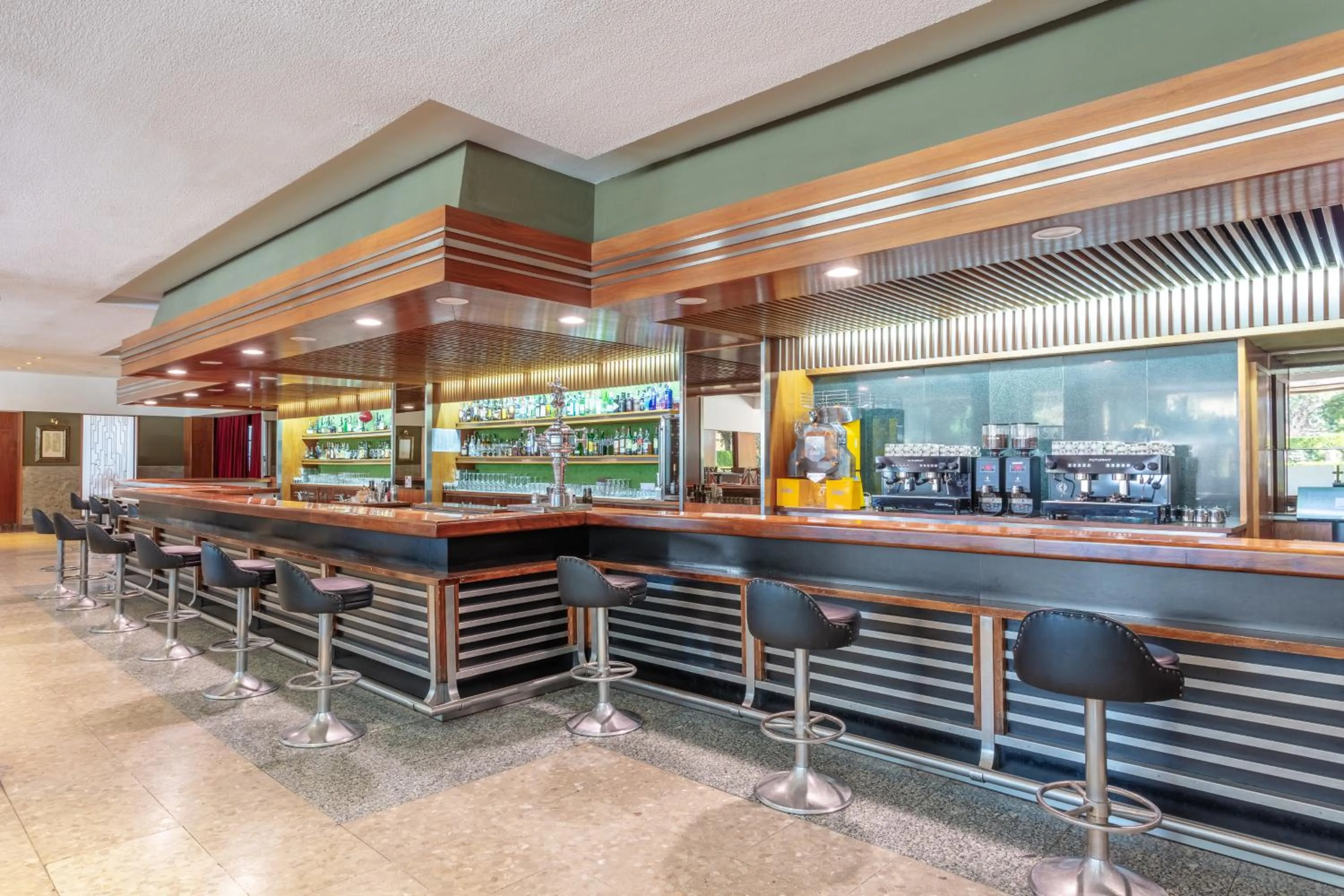 Lounge or bar in Crisol Regio