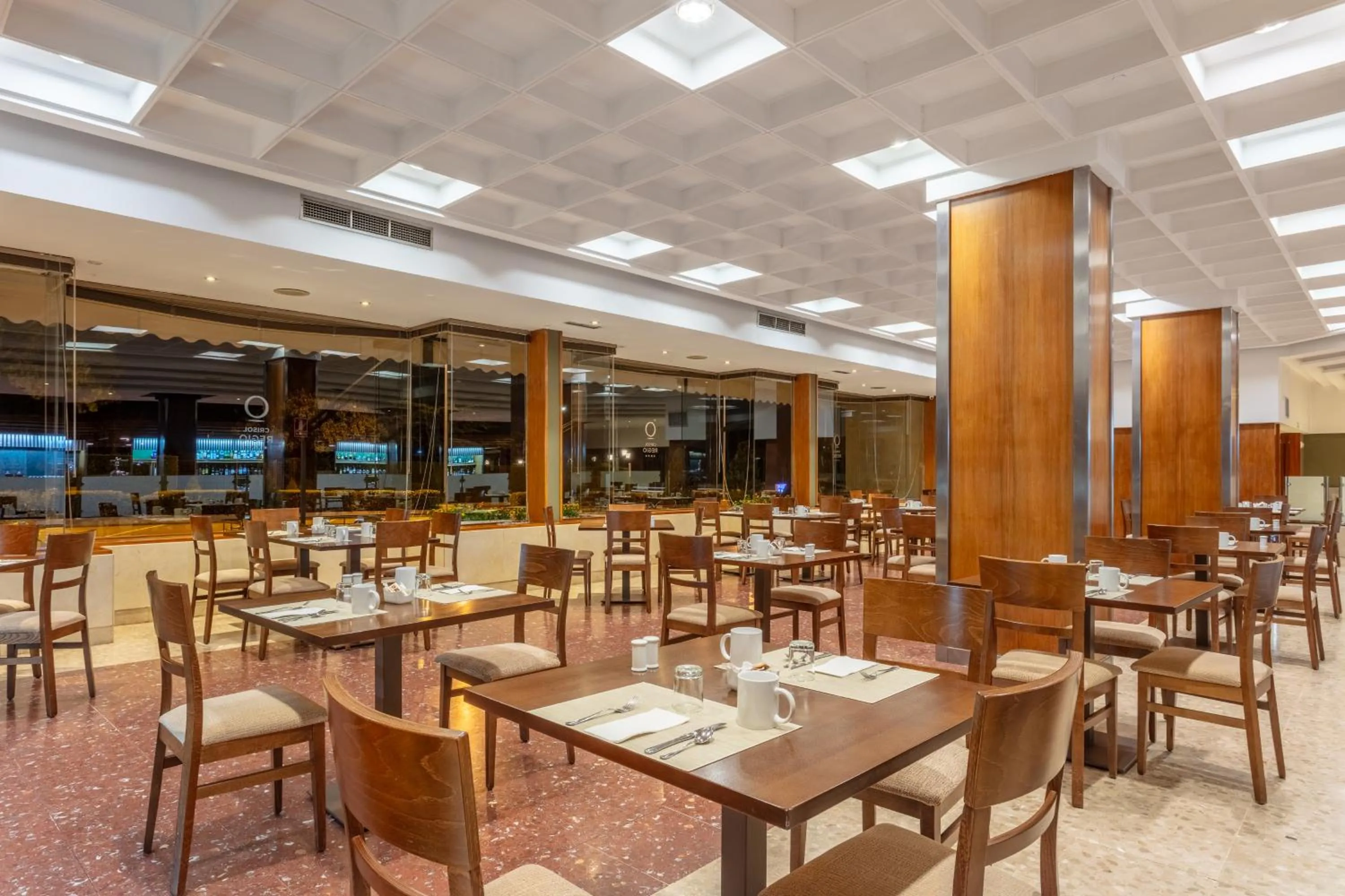 Restaurant/places to eat in Crisol Regio