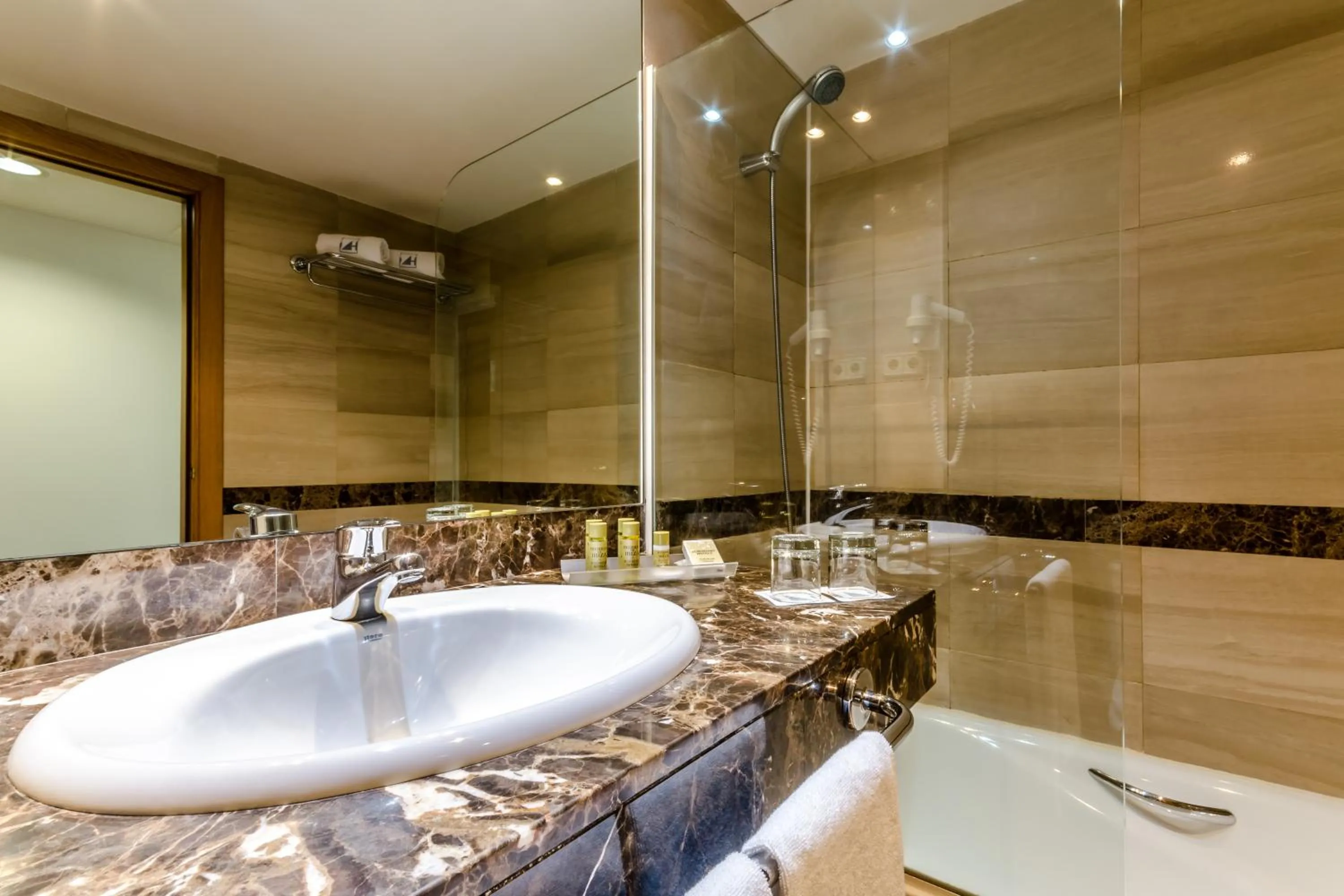 Toilet in Exe Barbera Parc