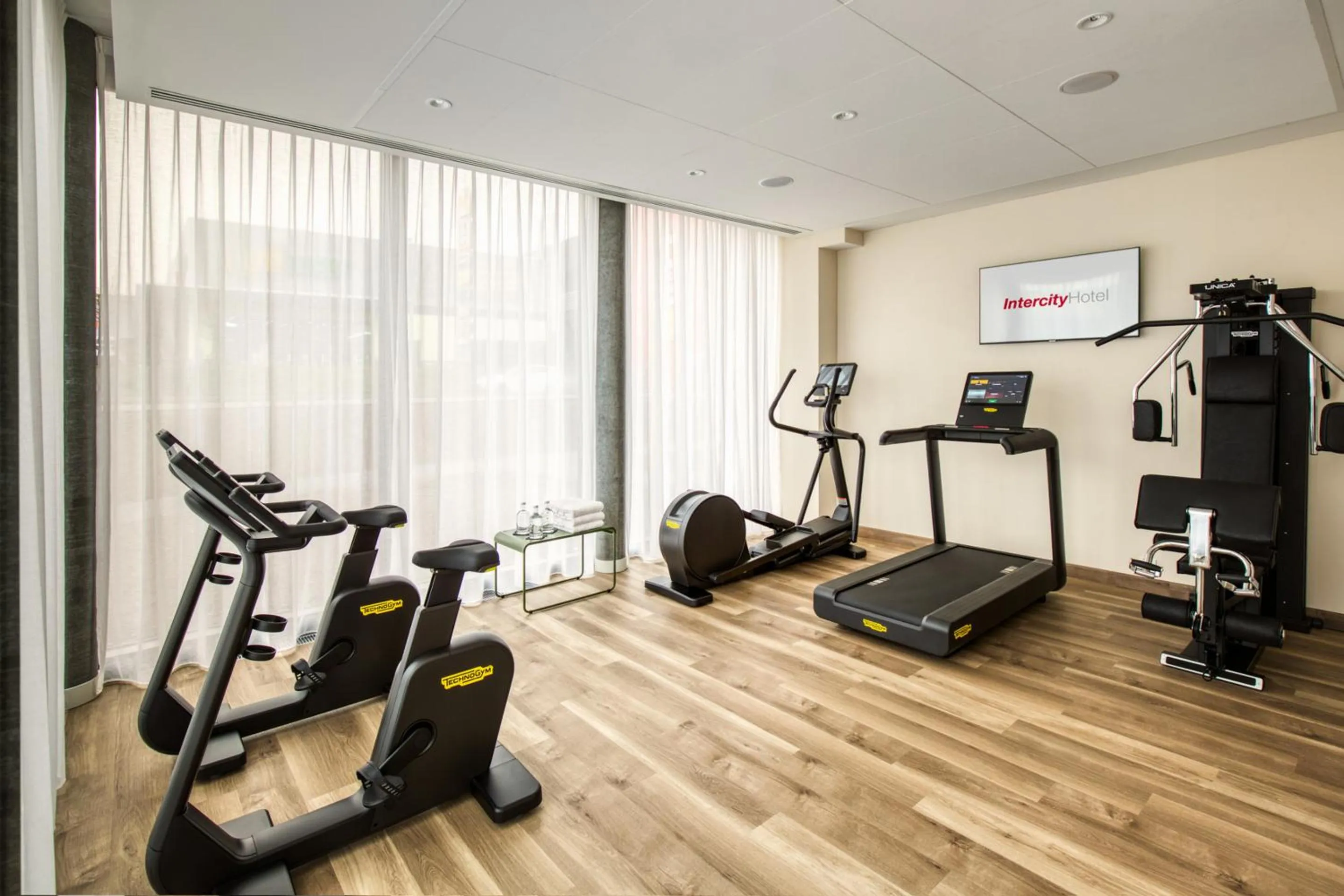 Fitness centre/facilities in IntercityHotel Geneva