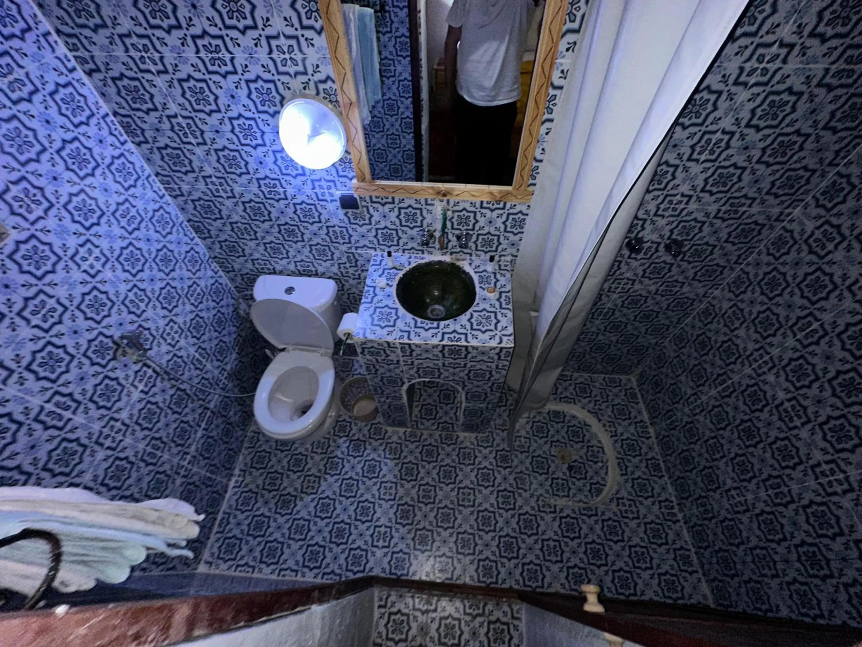 Shower in Riad Dar Zaouia