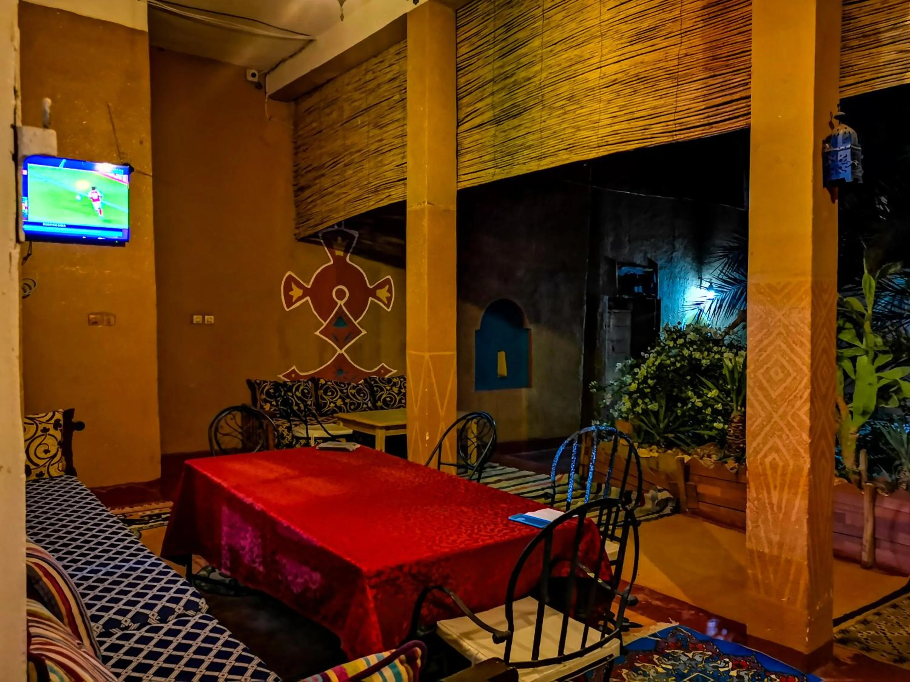 Communal lounge/ TV room in Riad Dar Zaouia