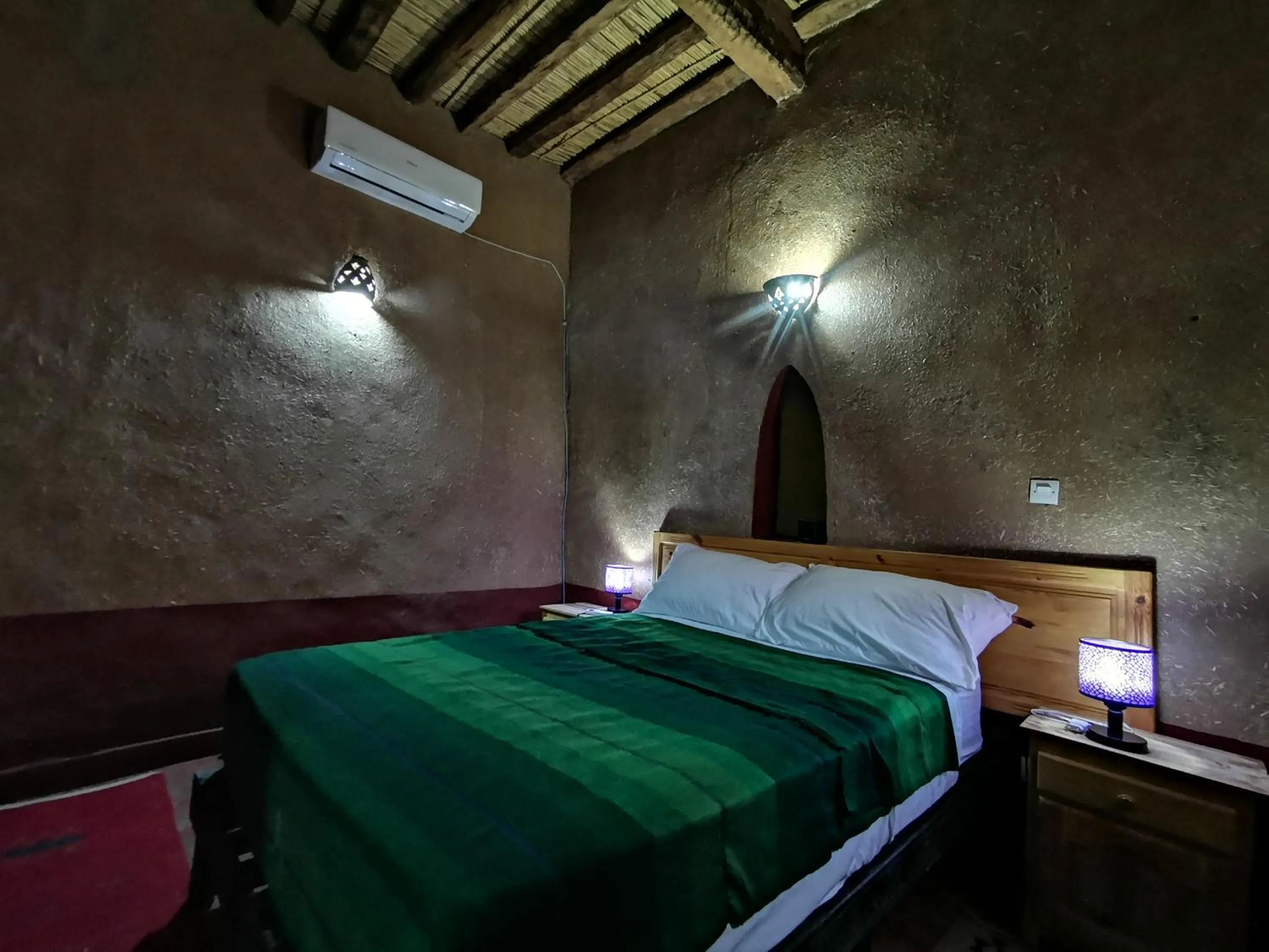 Photo of the whole room, Bed in Riad Dar Zaouia