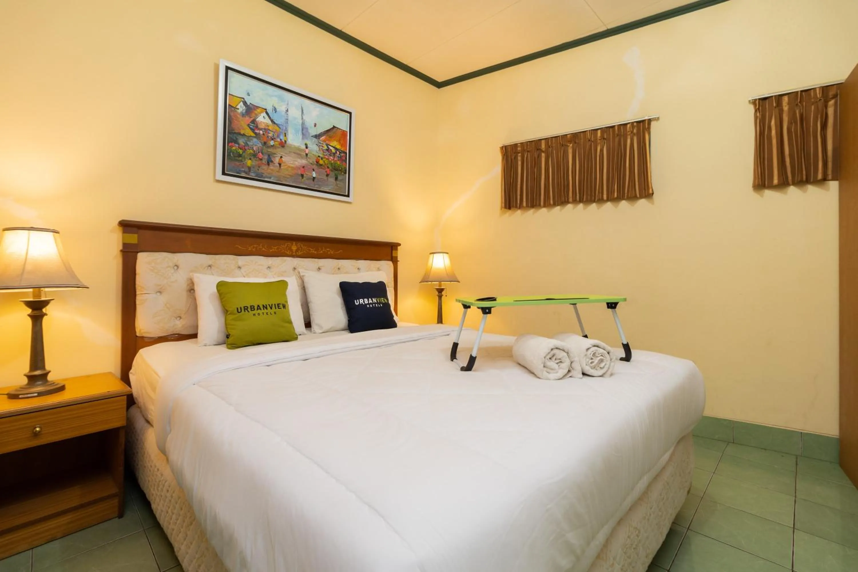 Bedroom, Bed in Urbanview Hotel Griya Astoeti 2 Cisarua Puncak