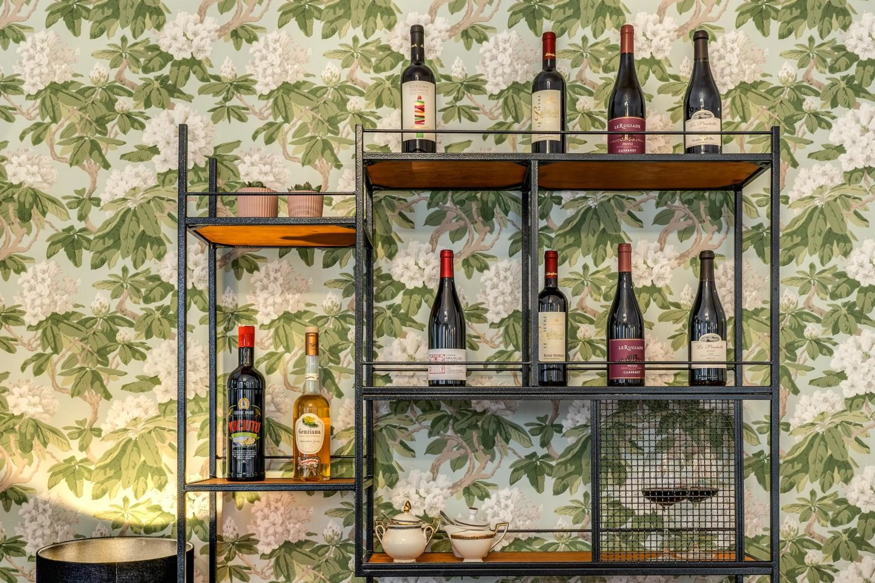 Lounge or bar in Mangili Garden Hotel