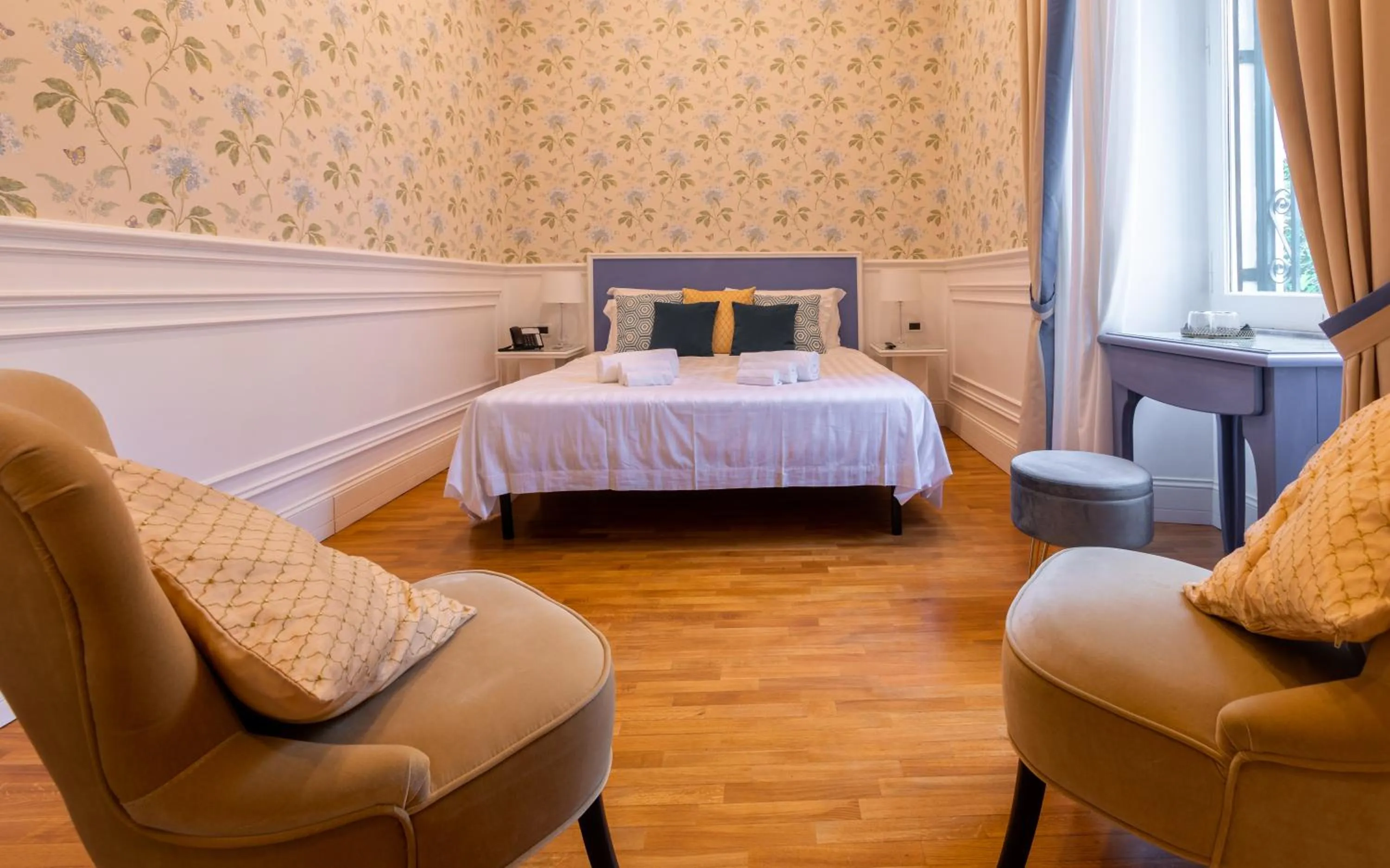 Bed in Mangili Garden Hotel