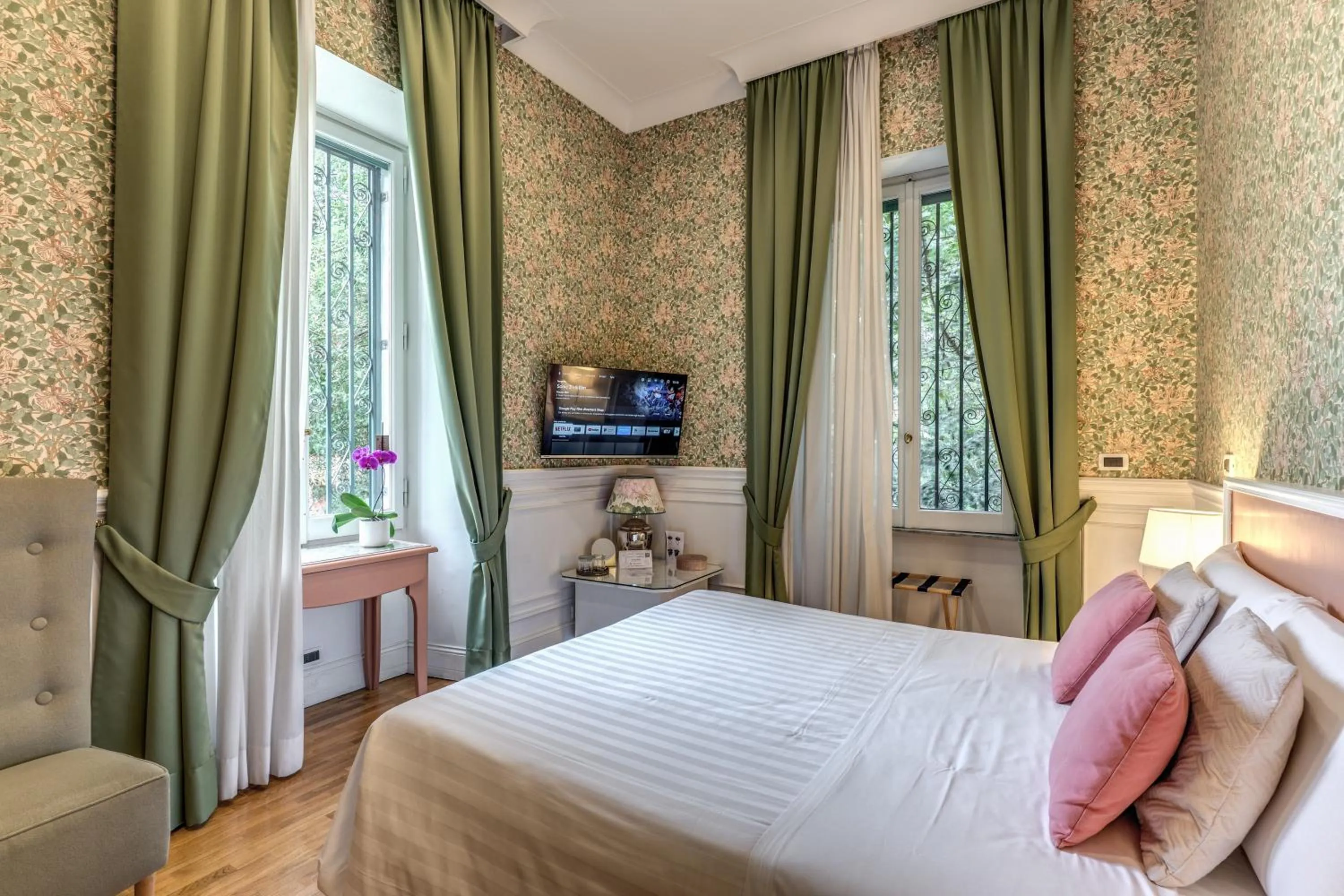 Bedroom, Bed in Mangili Garden Hotel
