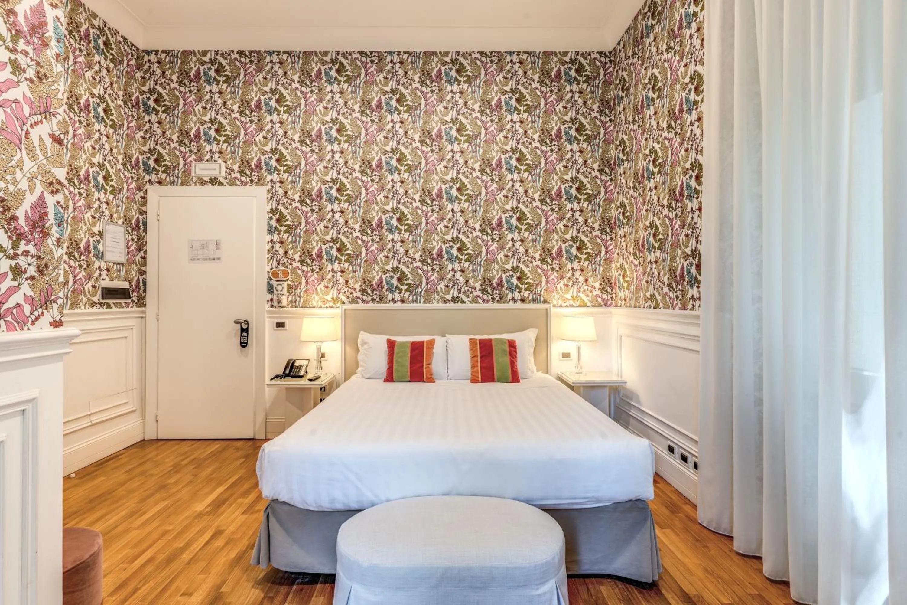 Bedroom, Bed in Mangili Garden Hotel