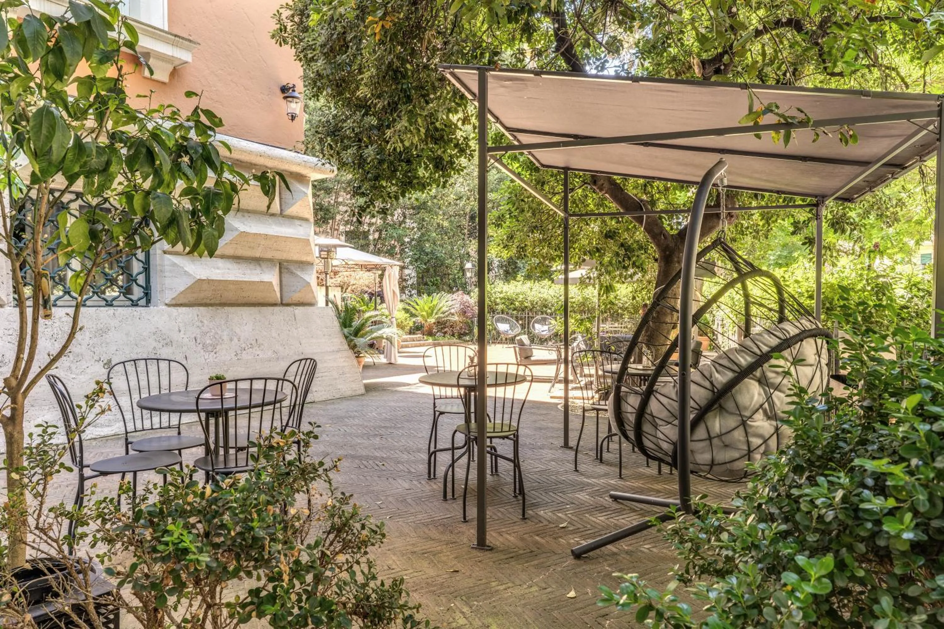 Garden in Mangili Garden Hotel