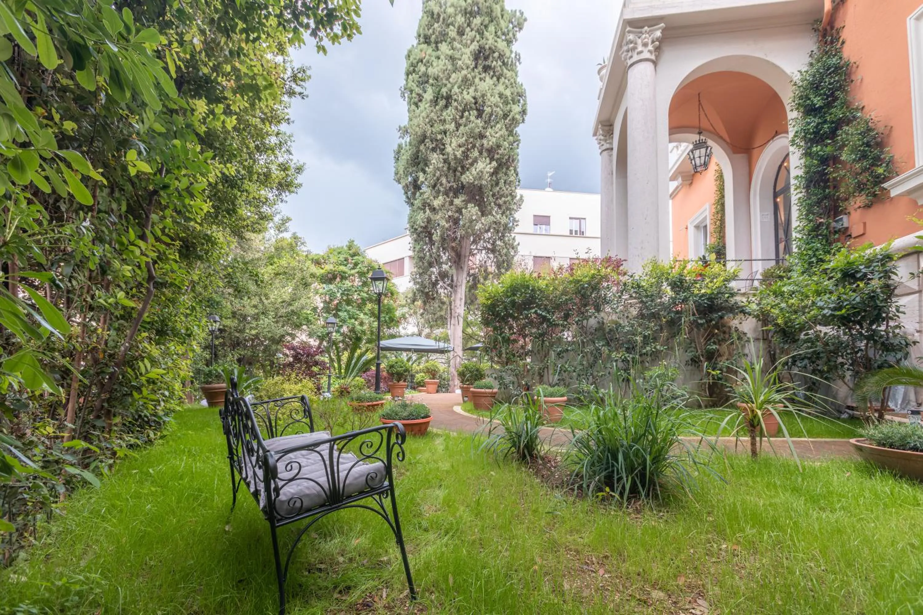 Garden in Mangili Garden Hotel