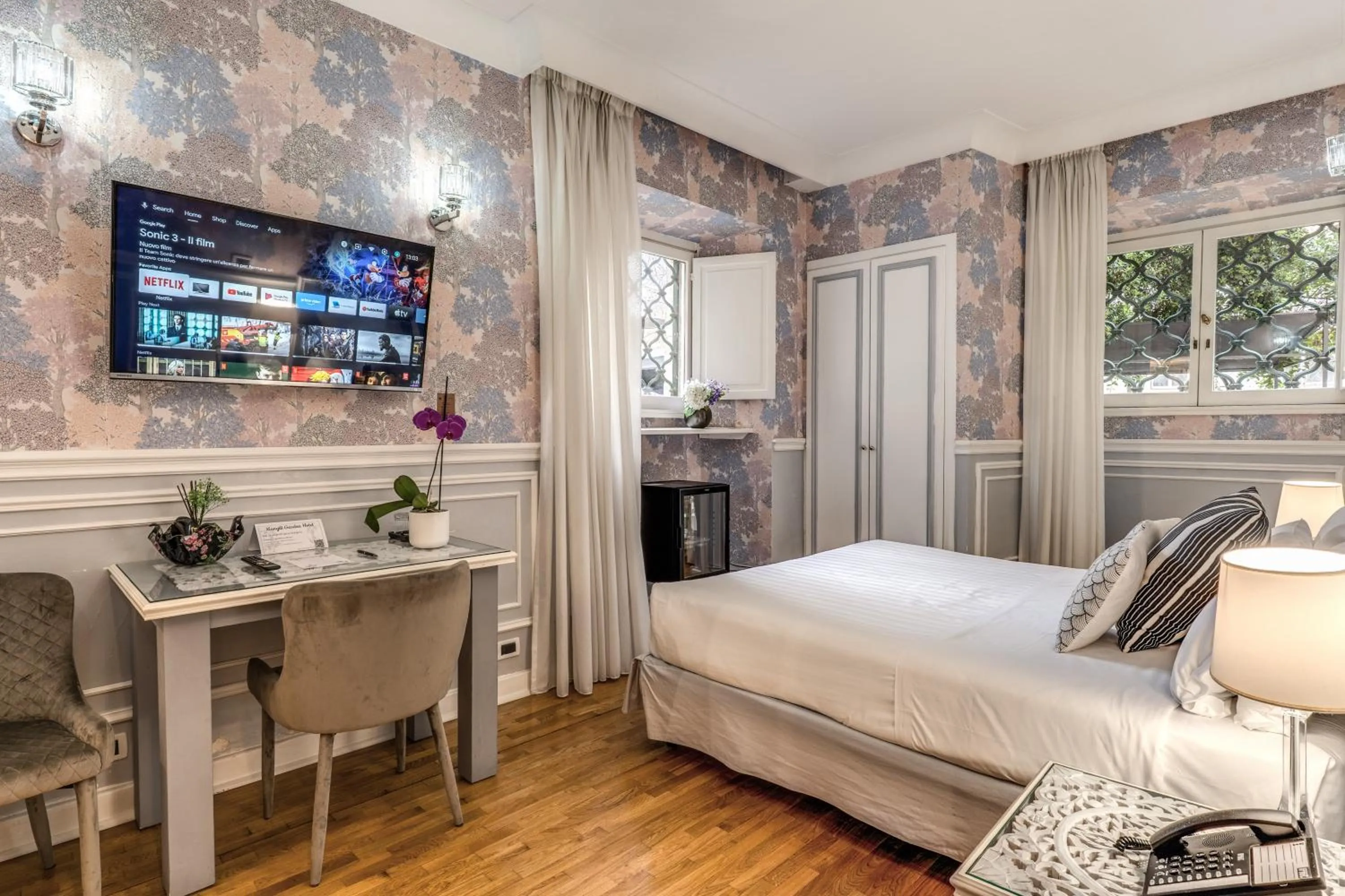 Bedroom, Bed in Mangili Garden Hotel