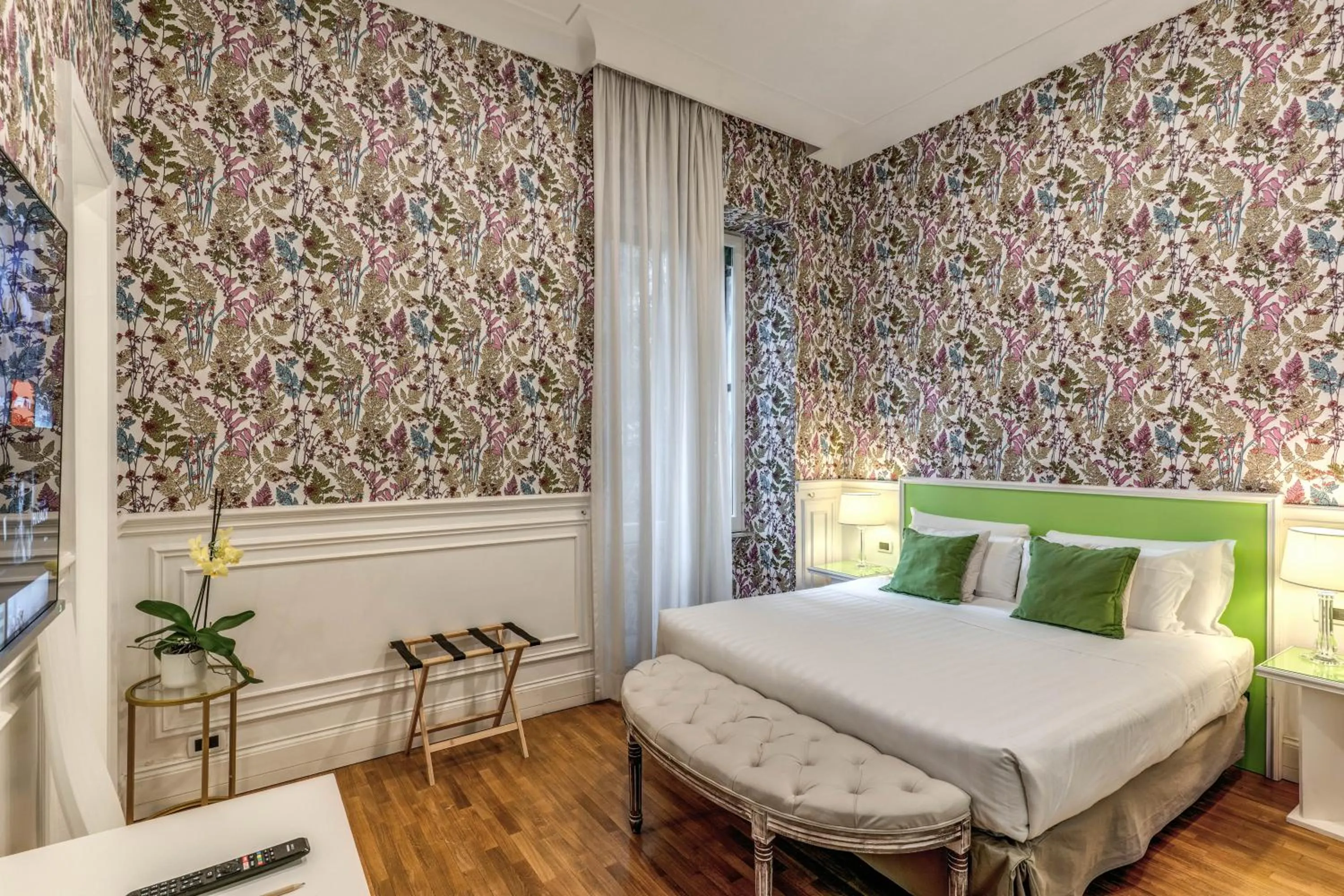 Bedroom, Bed in Mangili Garden Hotel