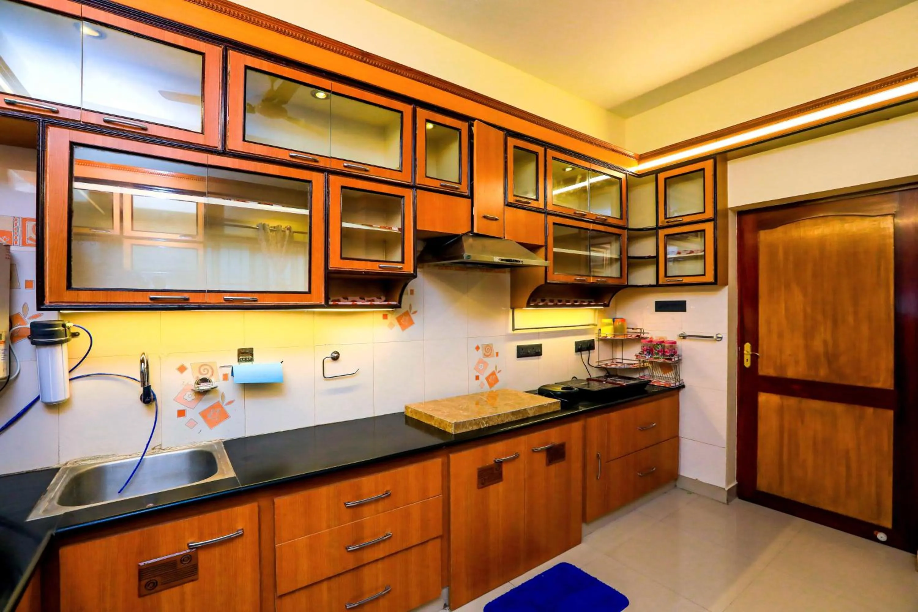 Kitchen or kitchenette in Bay Homes 2BHK WT Bathtub Near Rock Beach