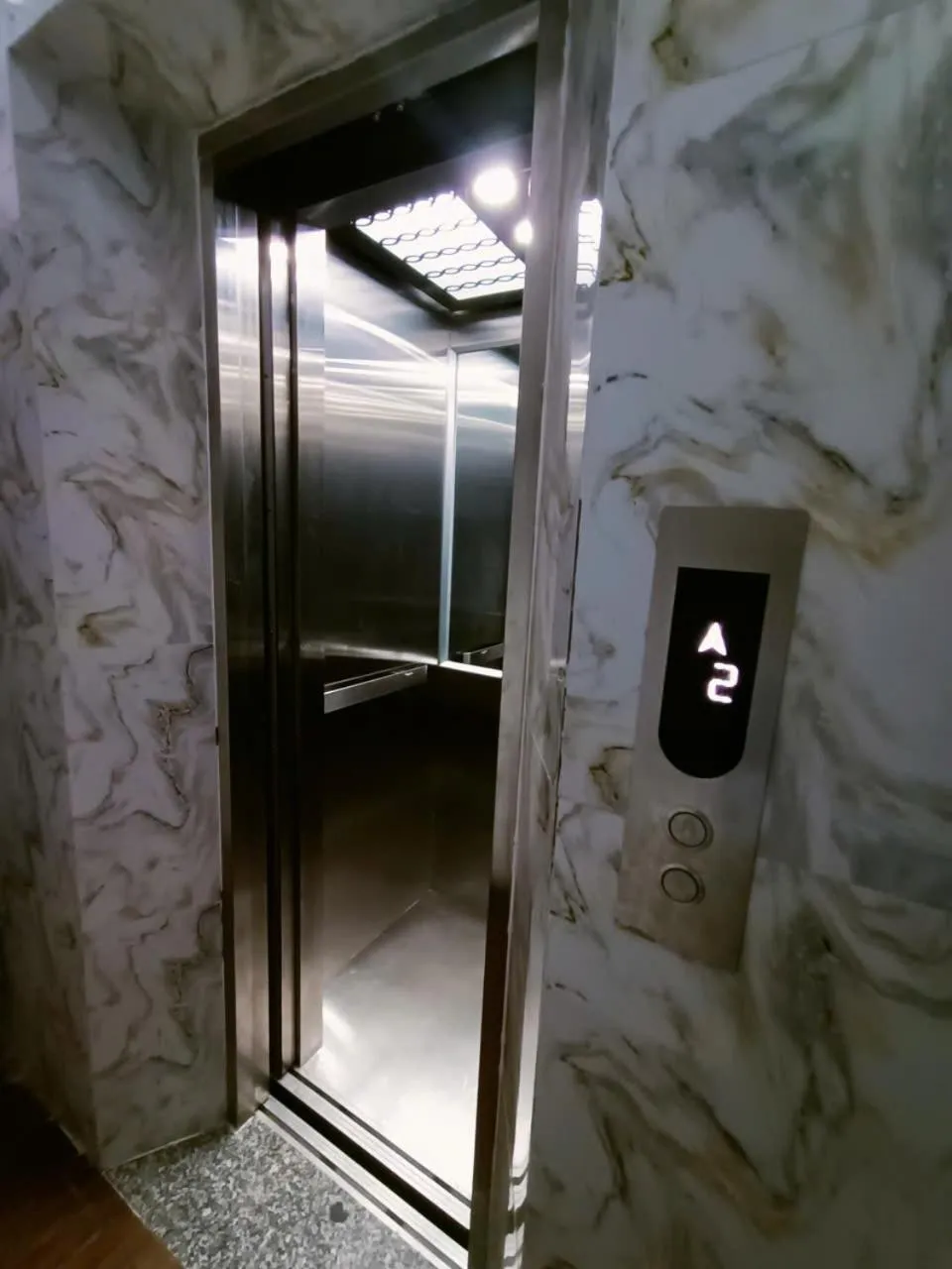 elevator in 102 House
