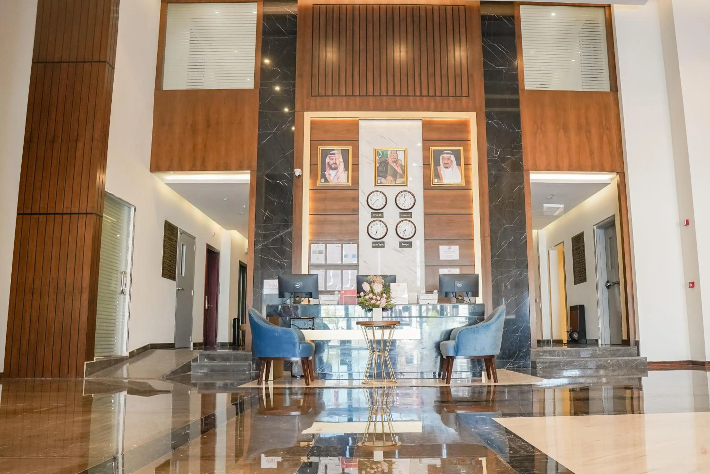 Lobby or reception in Swiss Spirit Hotel & Suites Dammam Corniche