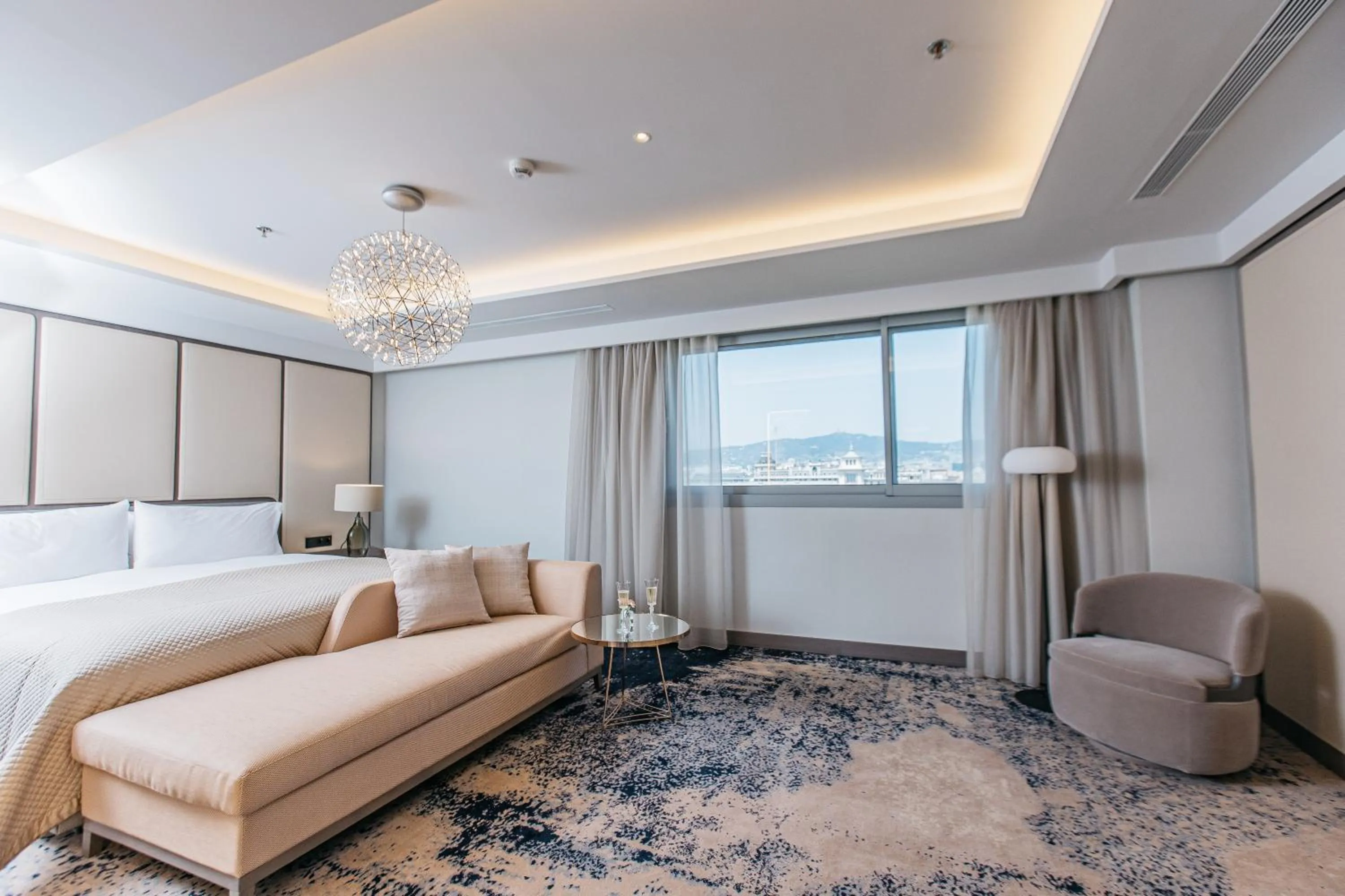 Bedroom, Bed in InterContinental Barcelona by IHG