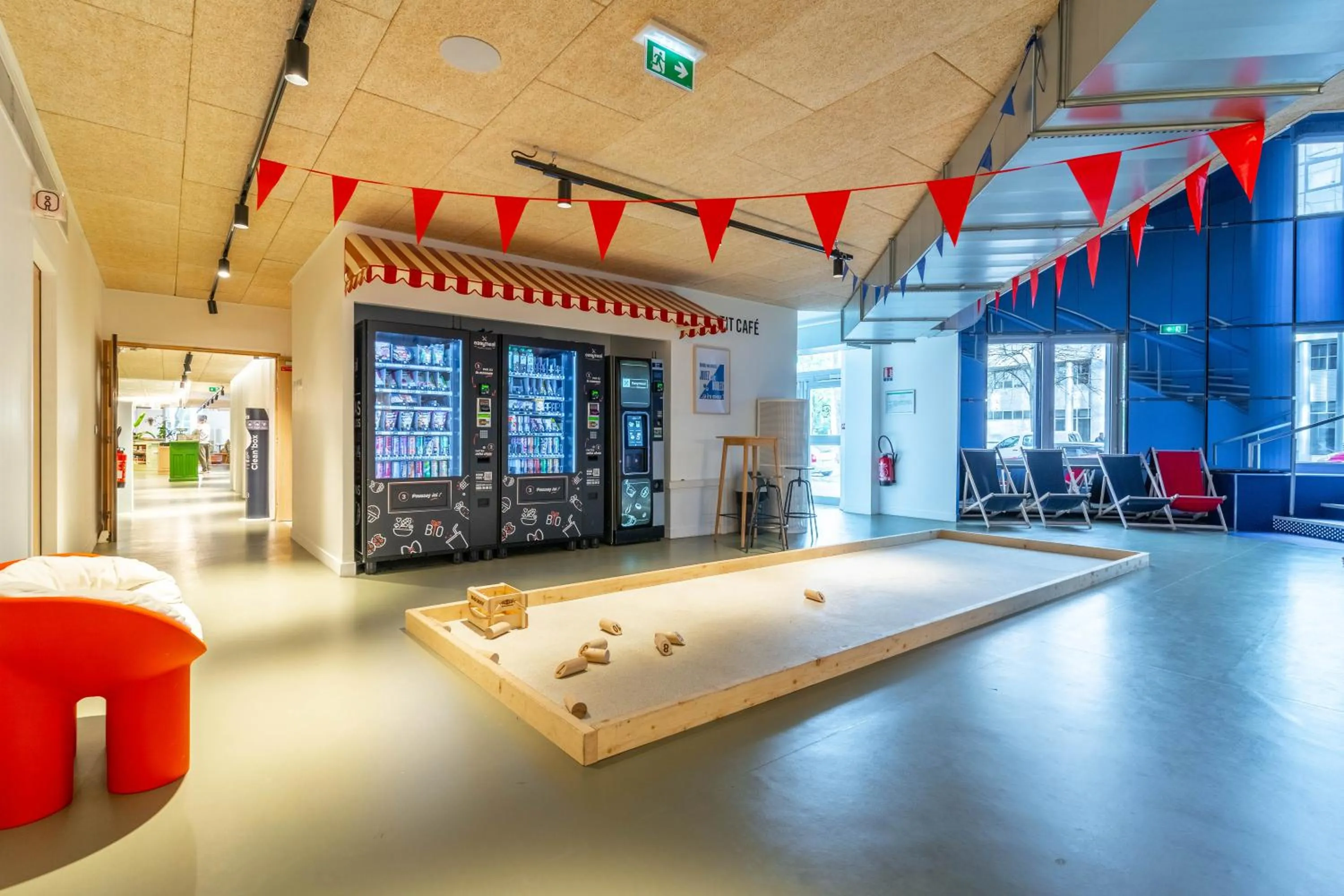 vending machine in Ecla Paris Noisy-le-Grand