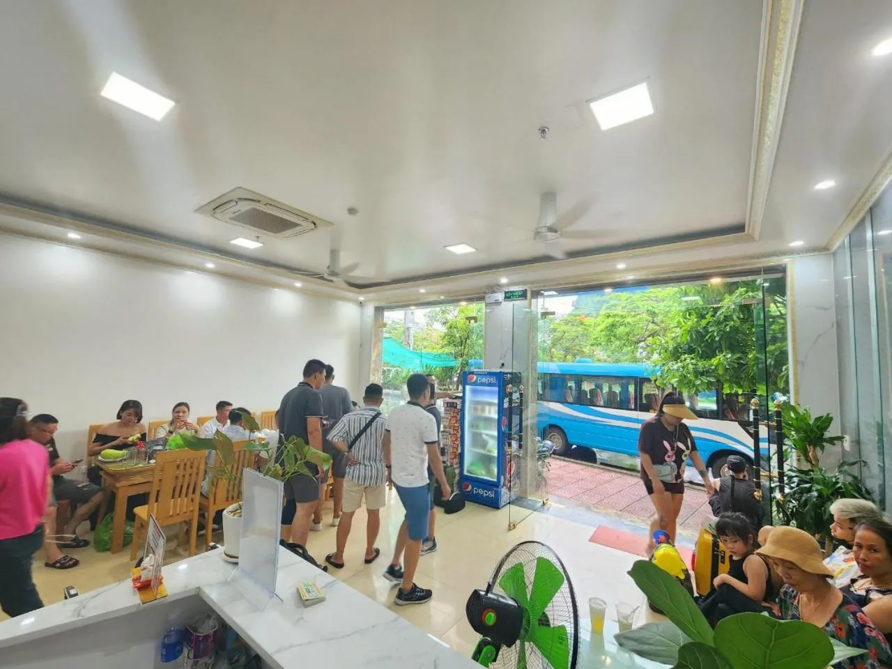 Restaurant/places to eat in Tung Quang Hotel