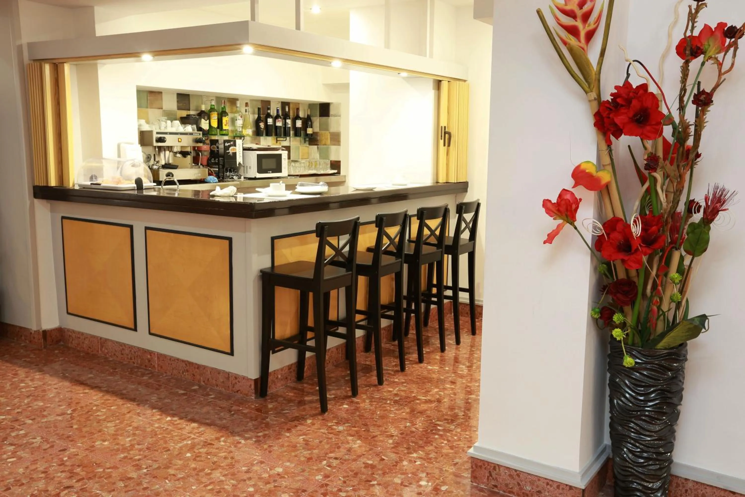 Lounge or bar in Hotel Alguer Camp Nou