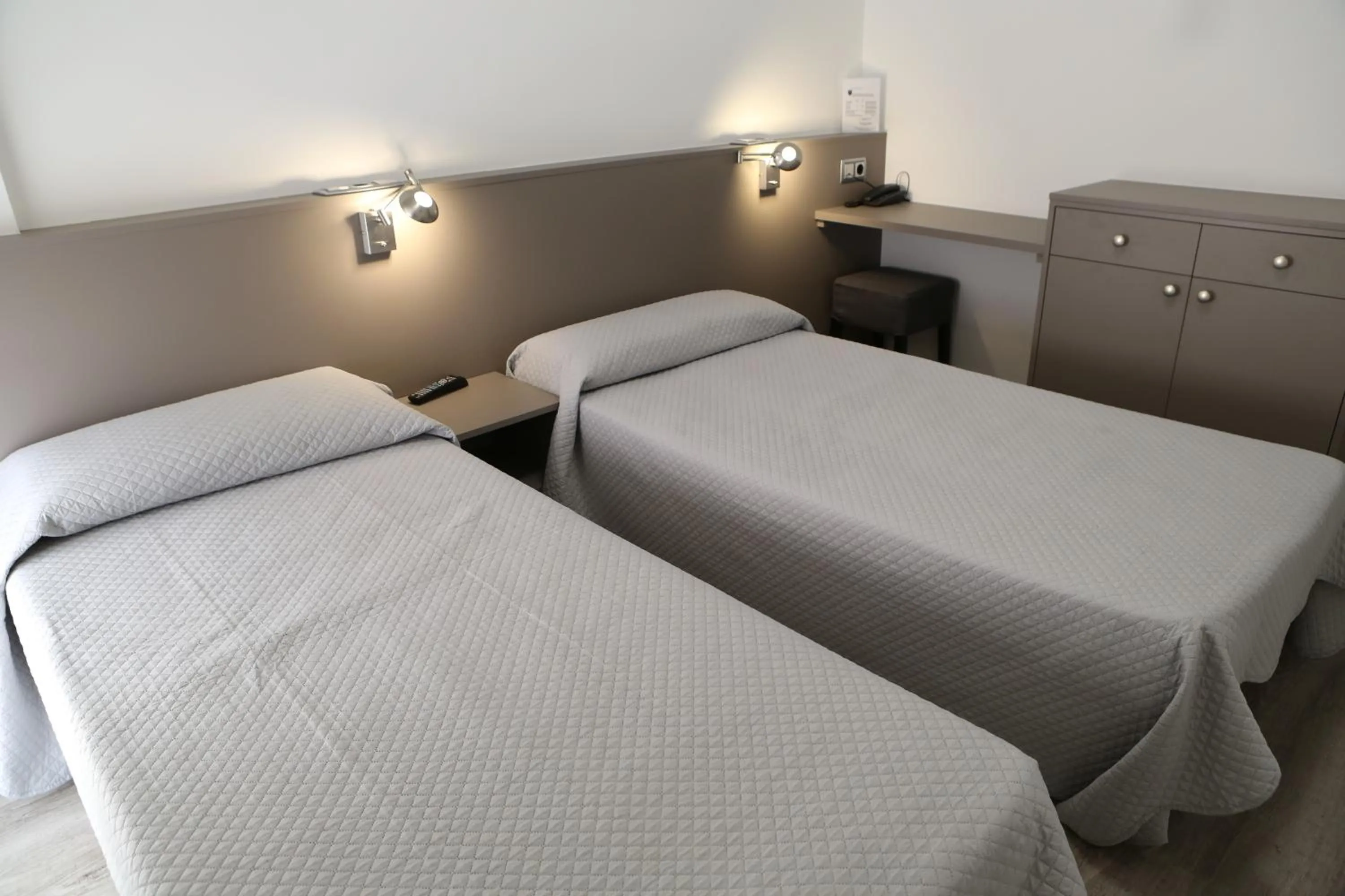 Bed in Hotel Alguer Camp Nou