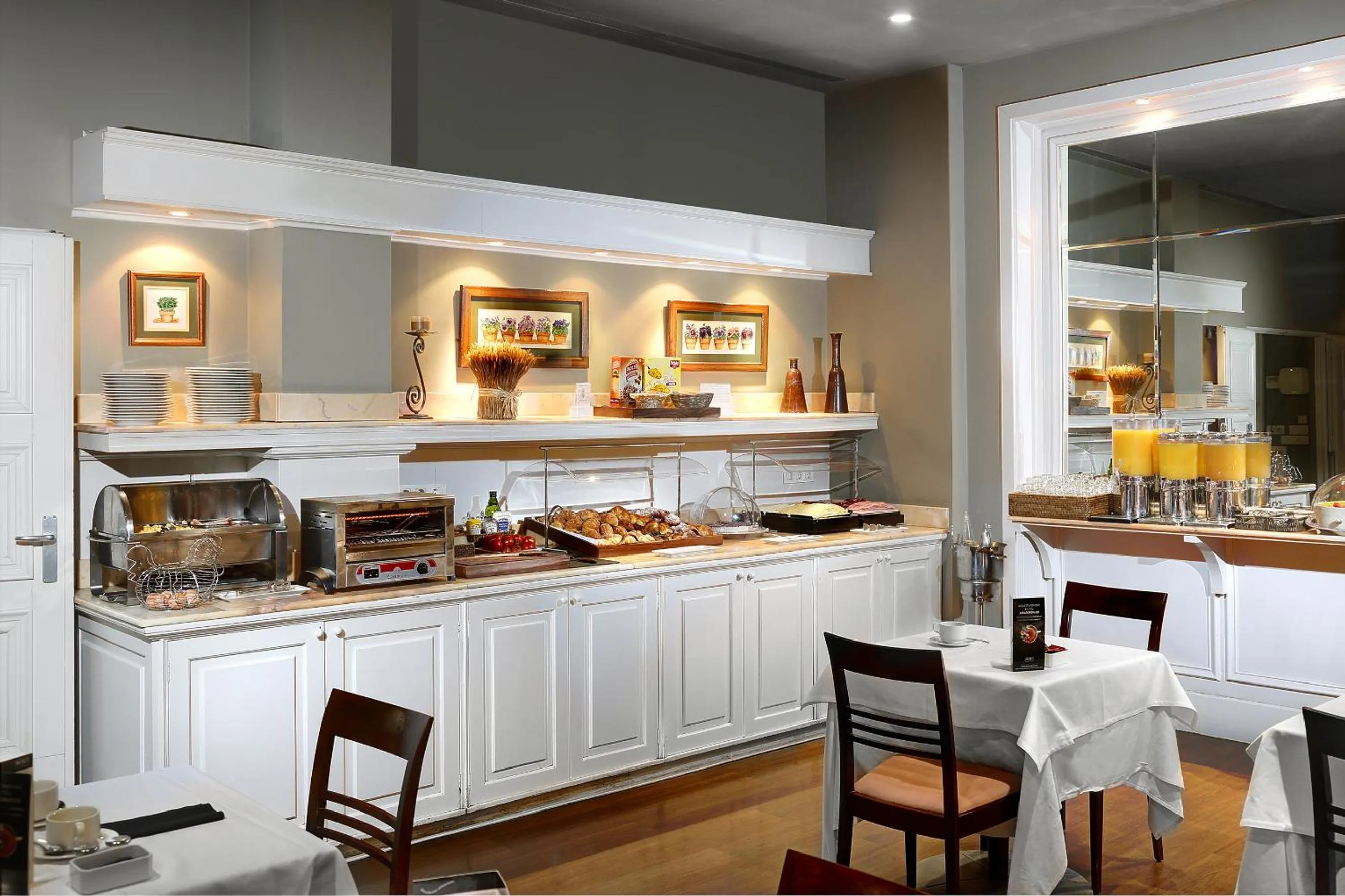 Food and drinks in Hotel Condado