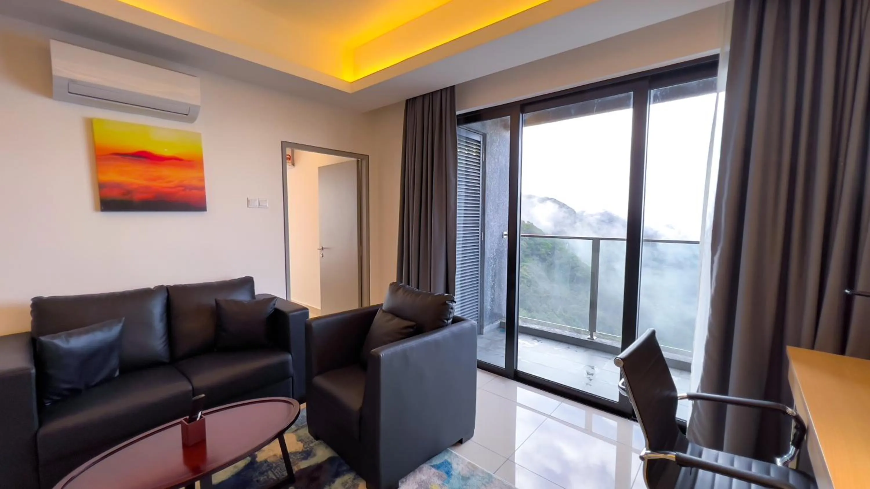 Living room in The Yanné, Onsen Hotel