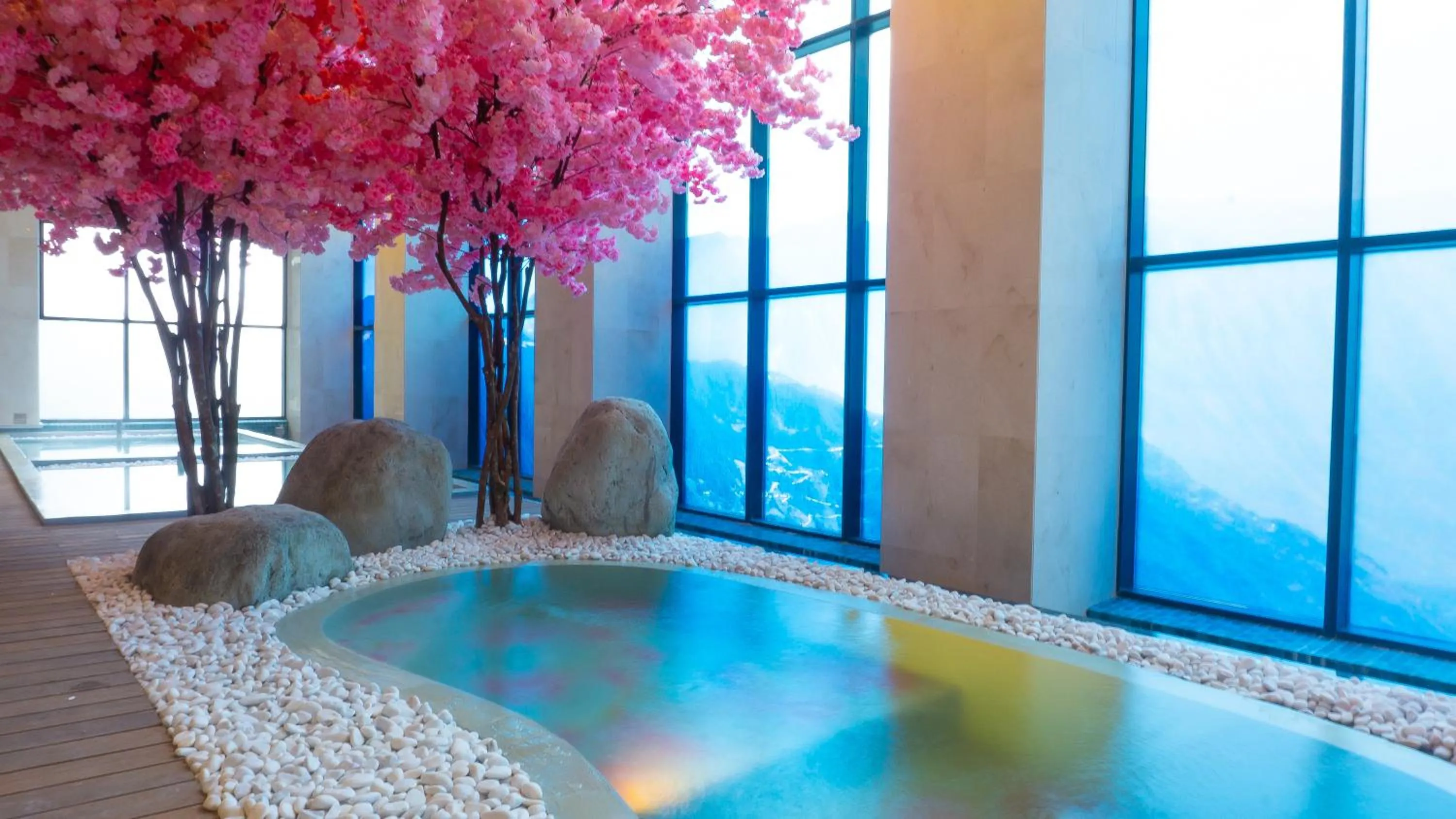 Hot Spring Bath in The Yanné, Onsen Hotel