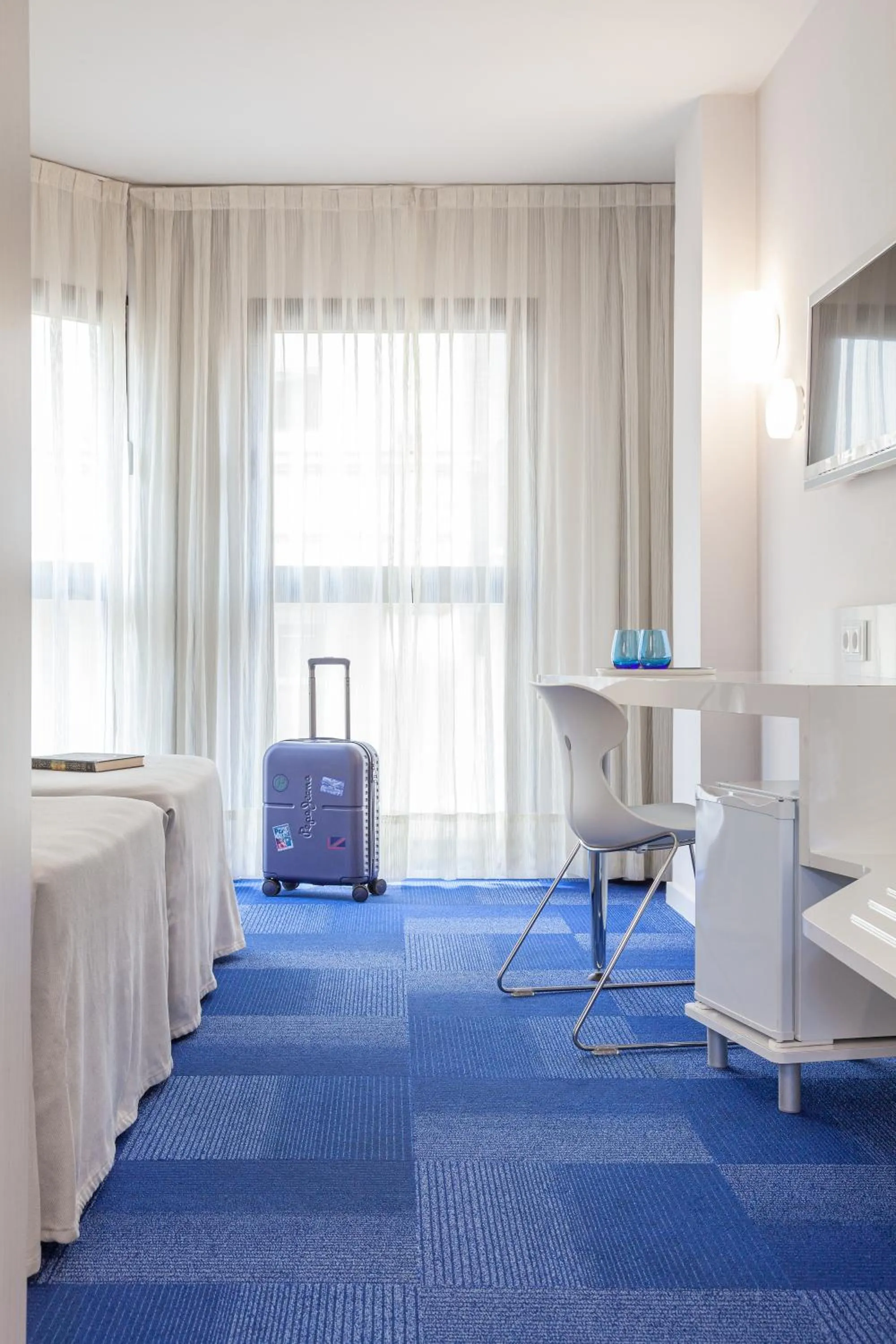 Photo of the whole room, Bed in Hotel Maciá Granada Five Senses Rooms & Suites