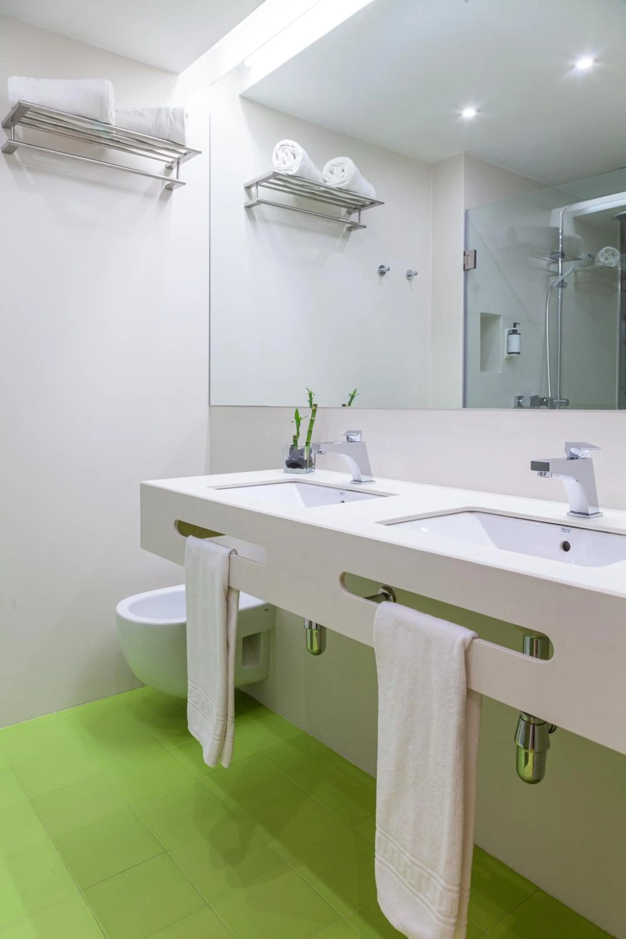 Bathroom in Hotel Maciá Granada Five Senses Rooms & Suites