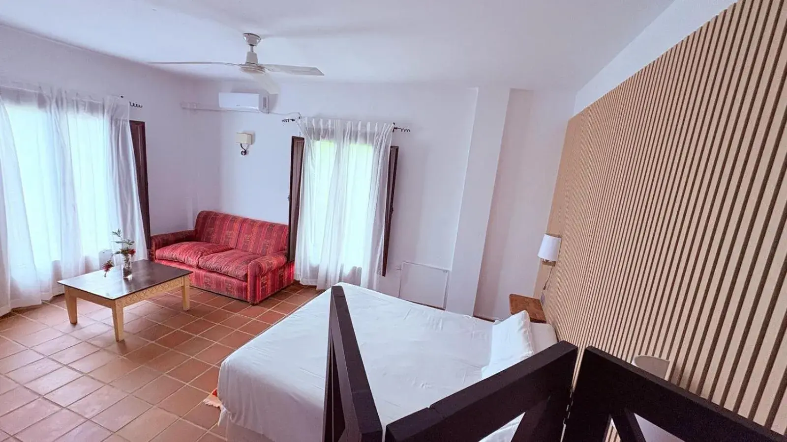 Junior Suite in Cerro de Hijar Junior Suite in Cerro de Hijar