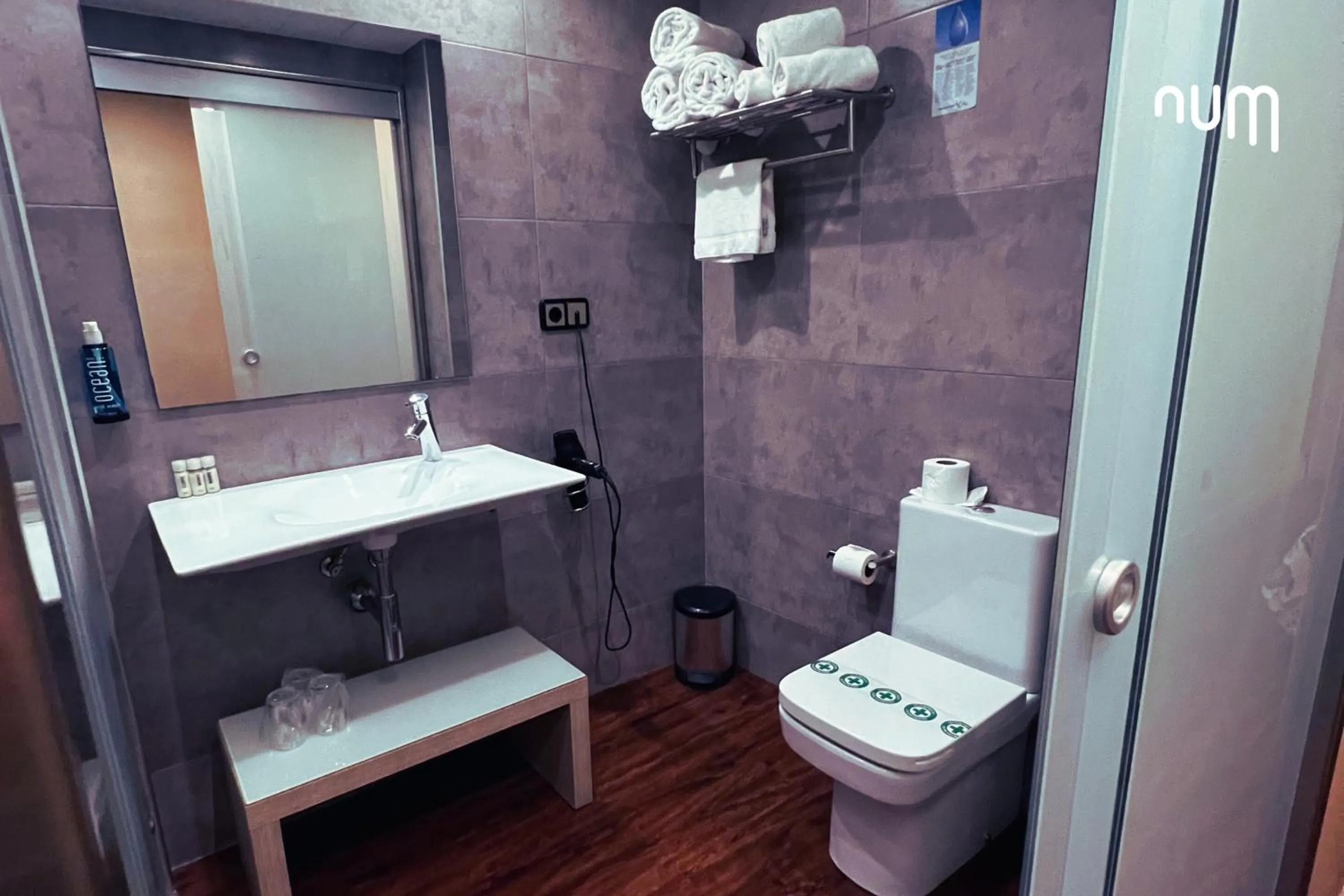 Bathroom in Regente Aragón Gastronómico