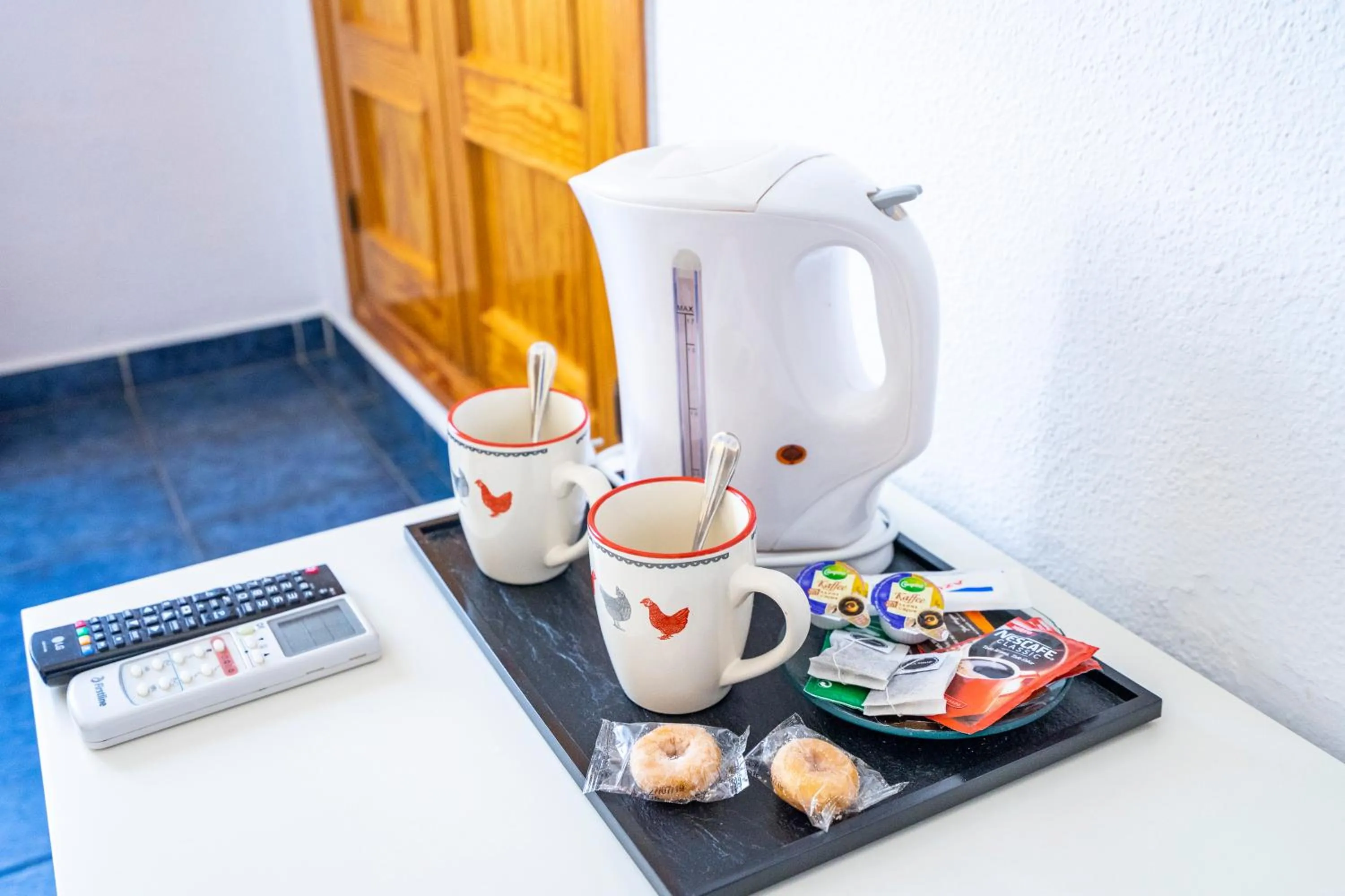 Coffee/tea facilities in Elcano