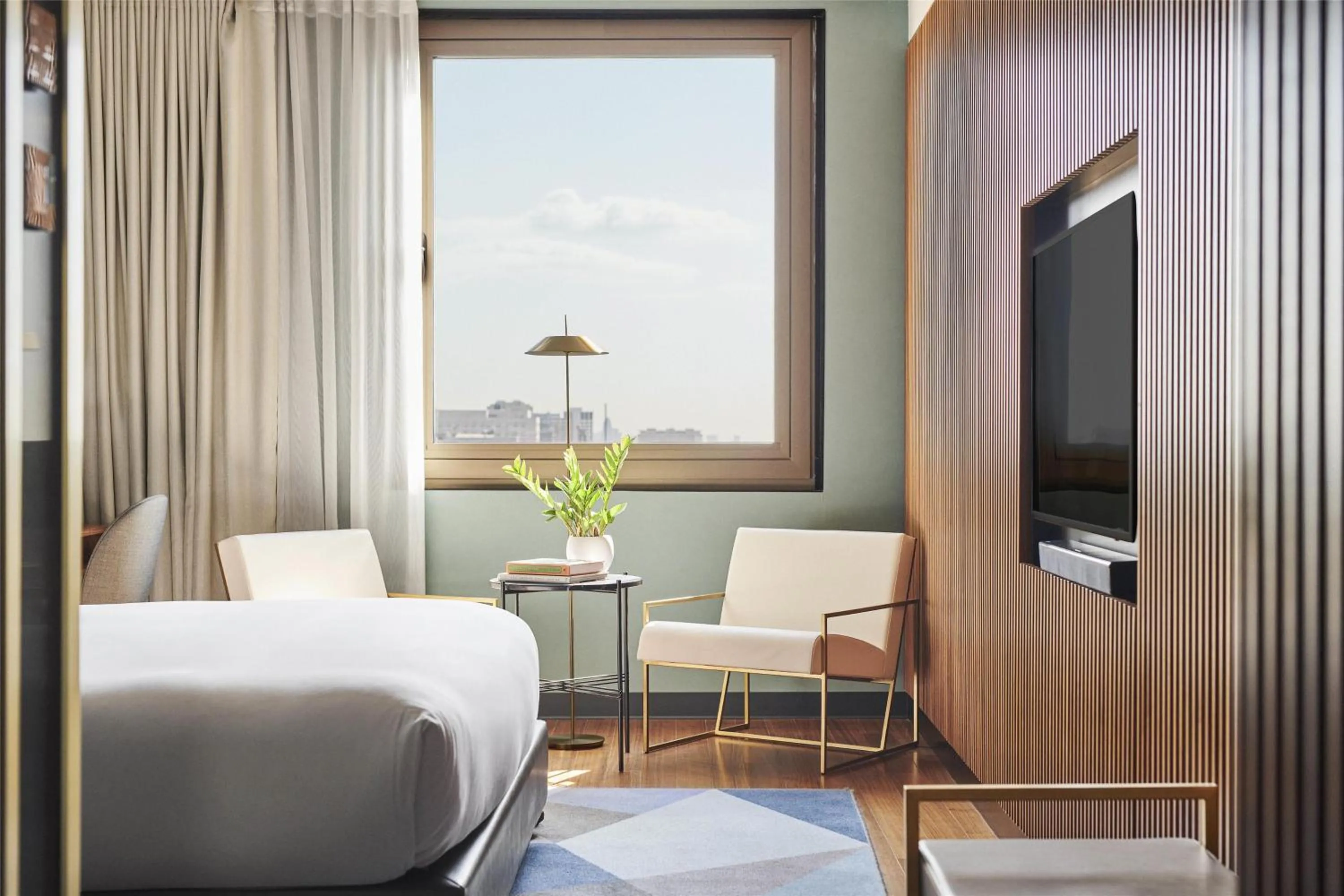 Bedroom, Bed in Grand Hyatt Barcelona