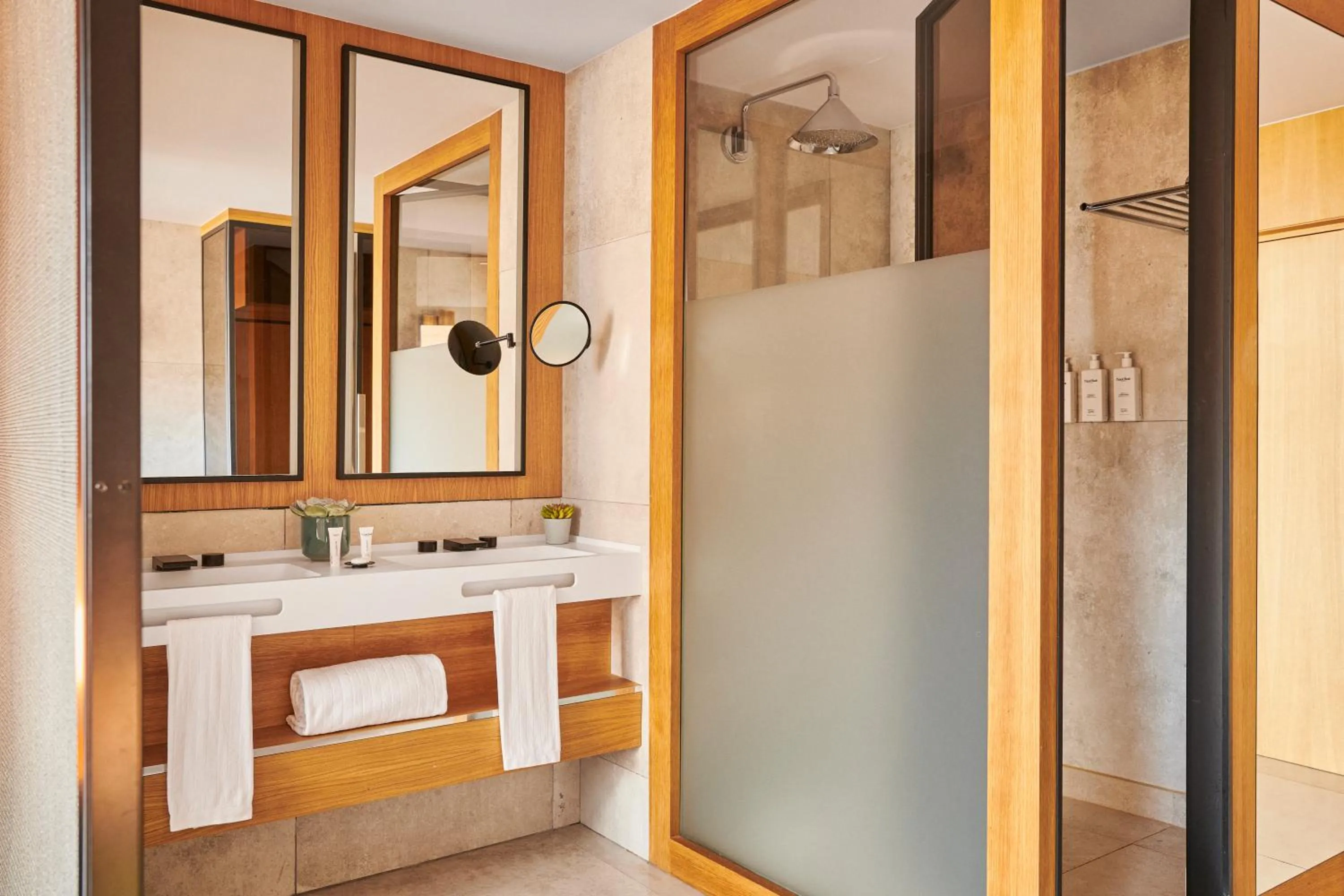 Bathroom in Grand Hyatt Barcelona