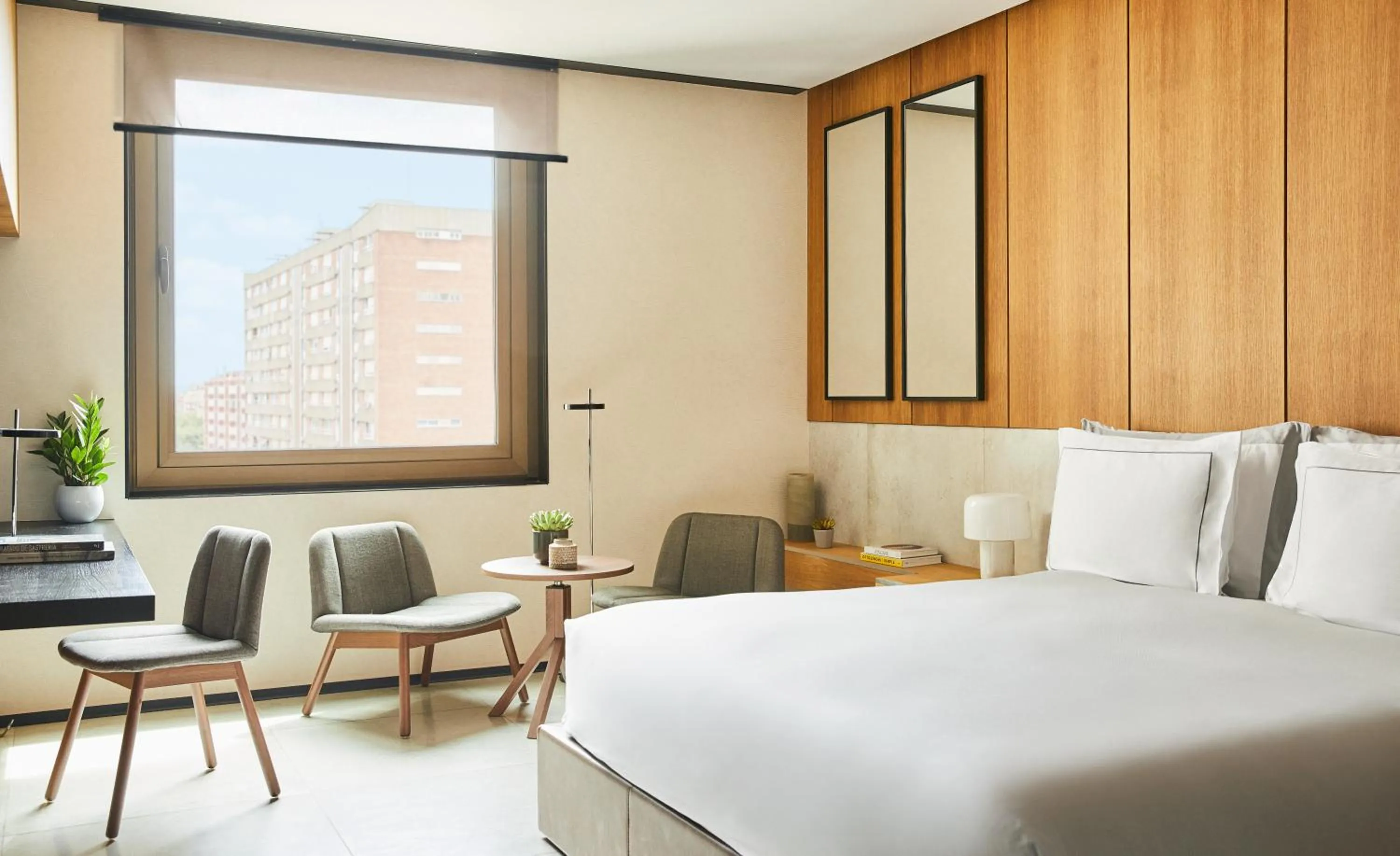 Bedroom, Bed in Grand Hyatt Barcelona