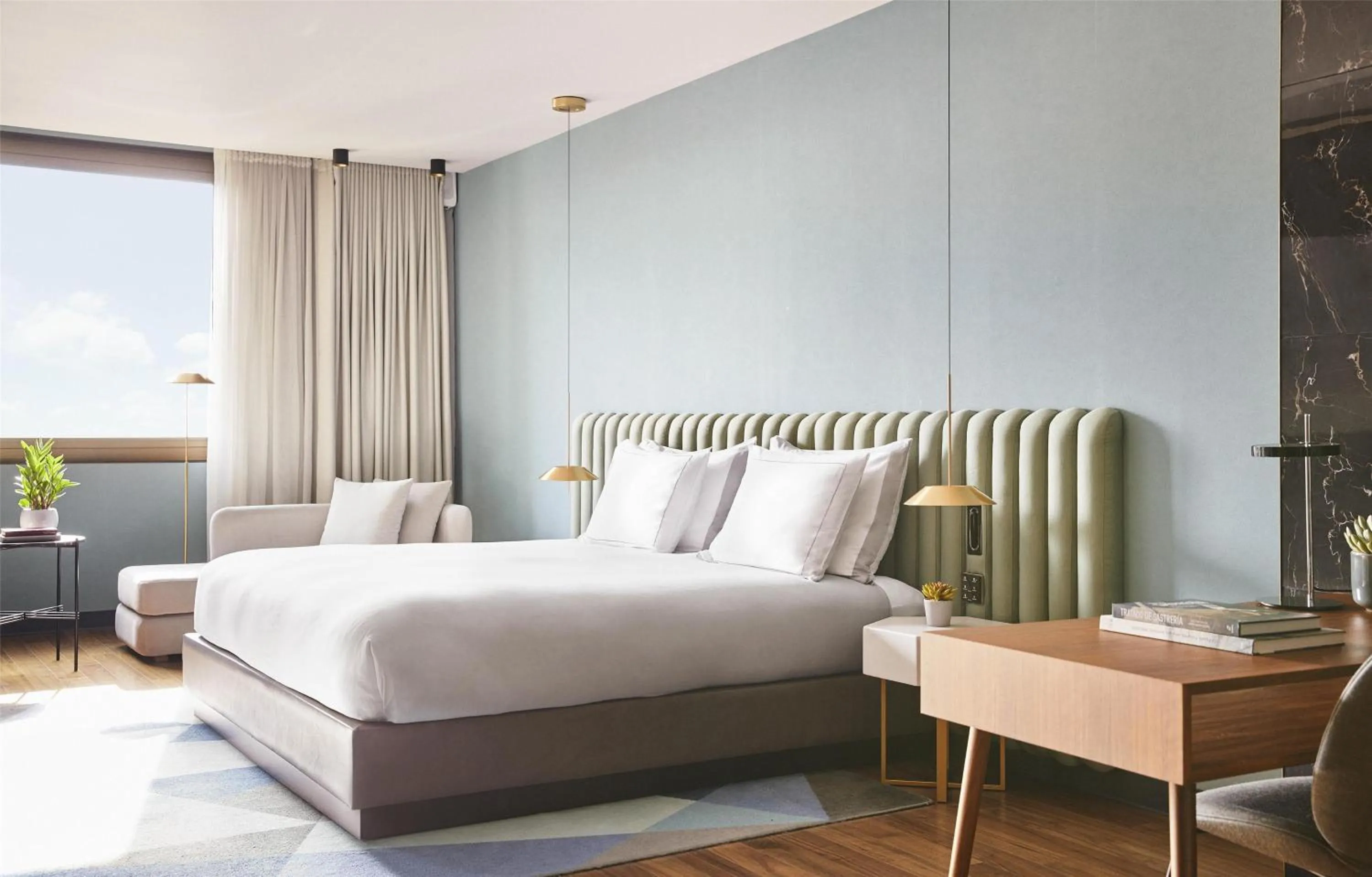 Photo of the whole room, Bed in Grand Hyatt Barcelona