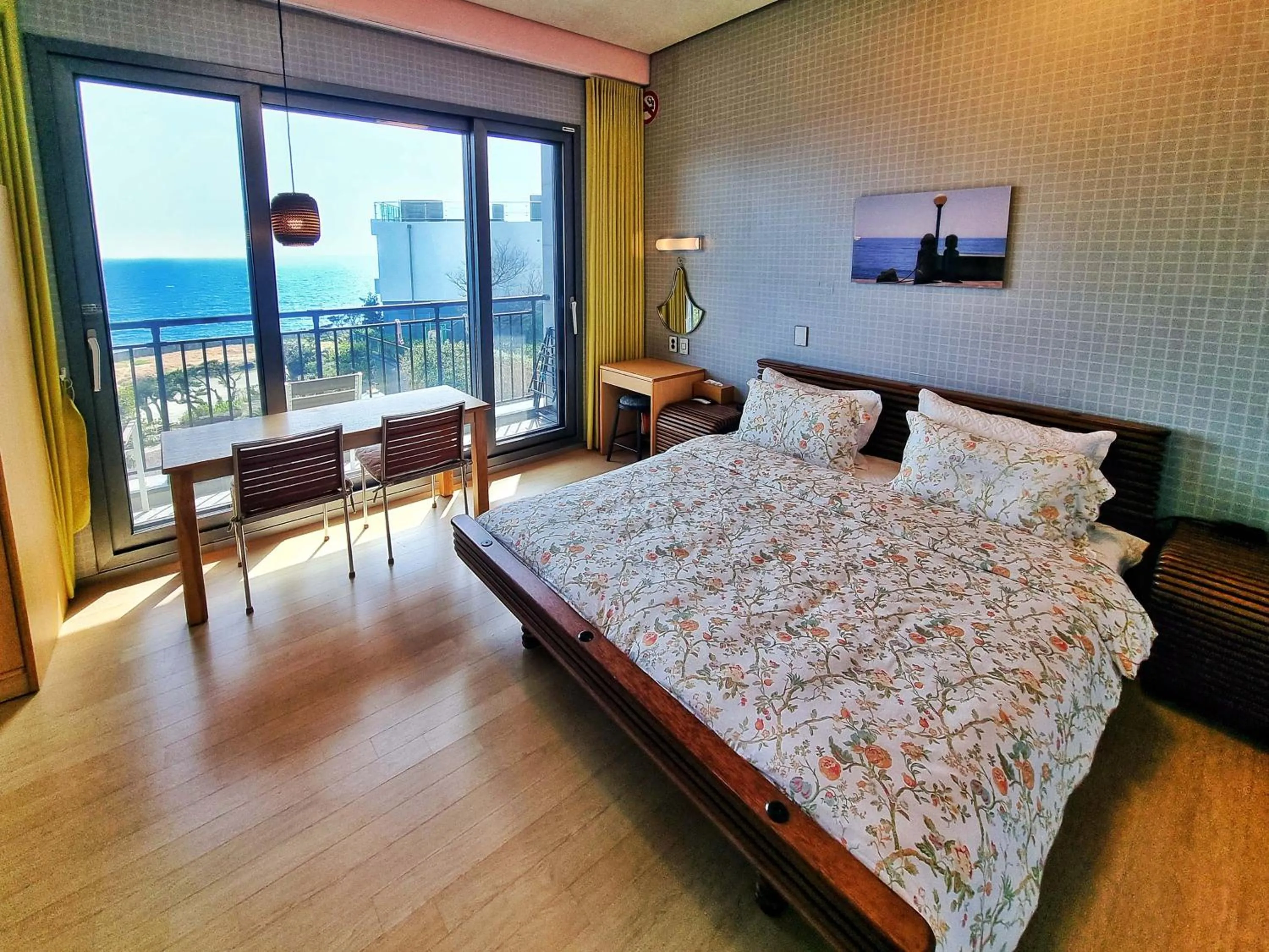 Bed in OROJEJU