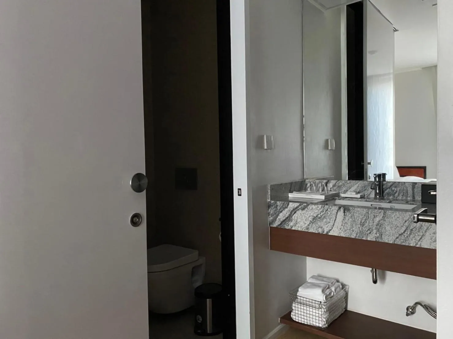 Bathroom, Bed in The Sayla hotel(Baan Sayla)