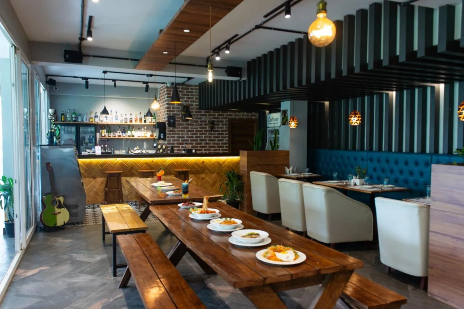 Restaurant/places to eat in Avianna Gangtok Resort & Spa